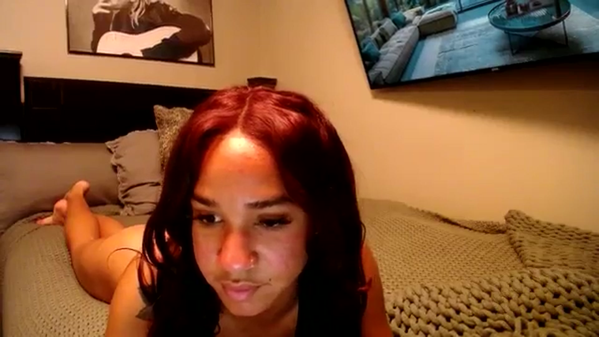 Gallery image thumbnail from KarmaLove's myfreecams stream on, 11/21/2024, 22:32 image 15 of 20