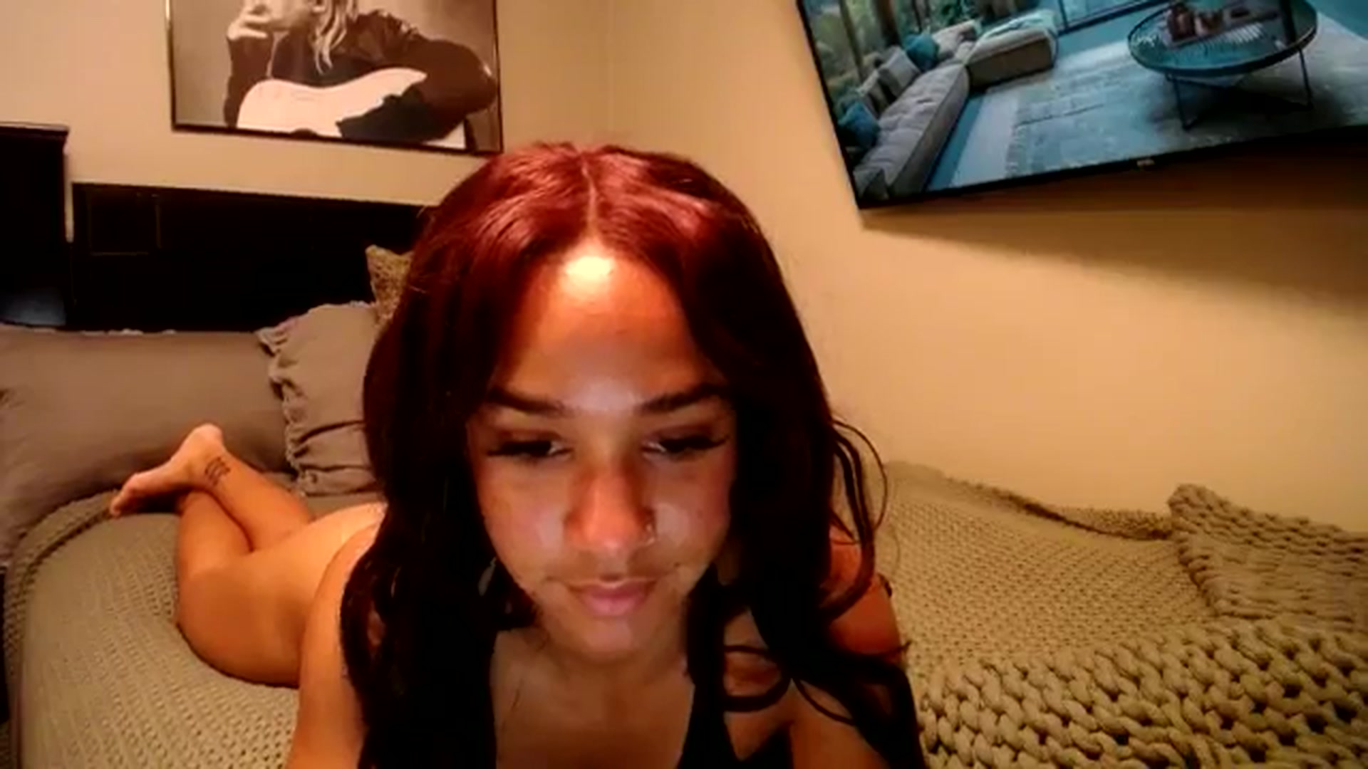 Gallery image thumbnail from KarmaLove's myfreecams stream on, 11/21/2024, 22:32 image 16 of 20