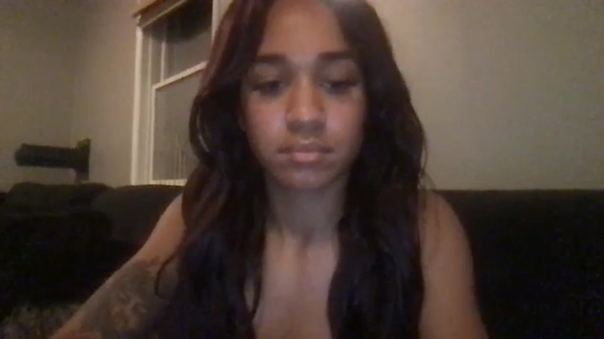 Gallery image thumbnail from KarmaLove's myfreecams stream on, 11/21/2024, 23:57 image 13 of 20
