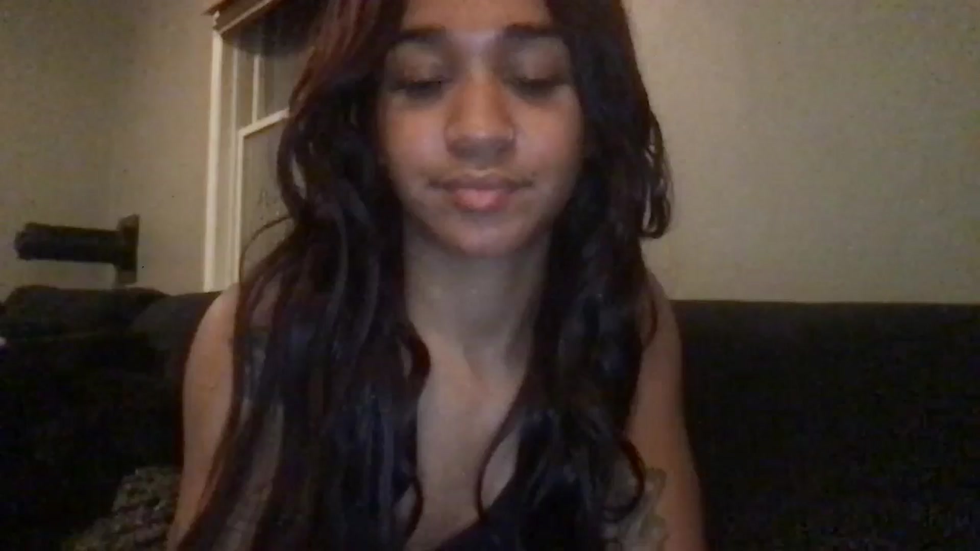 Gallery image thumbnail from KarmaLove's myfreecams stream on, 11/22/2024, 07:25 image 1 of 20