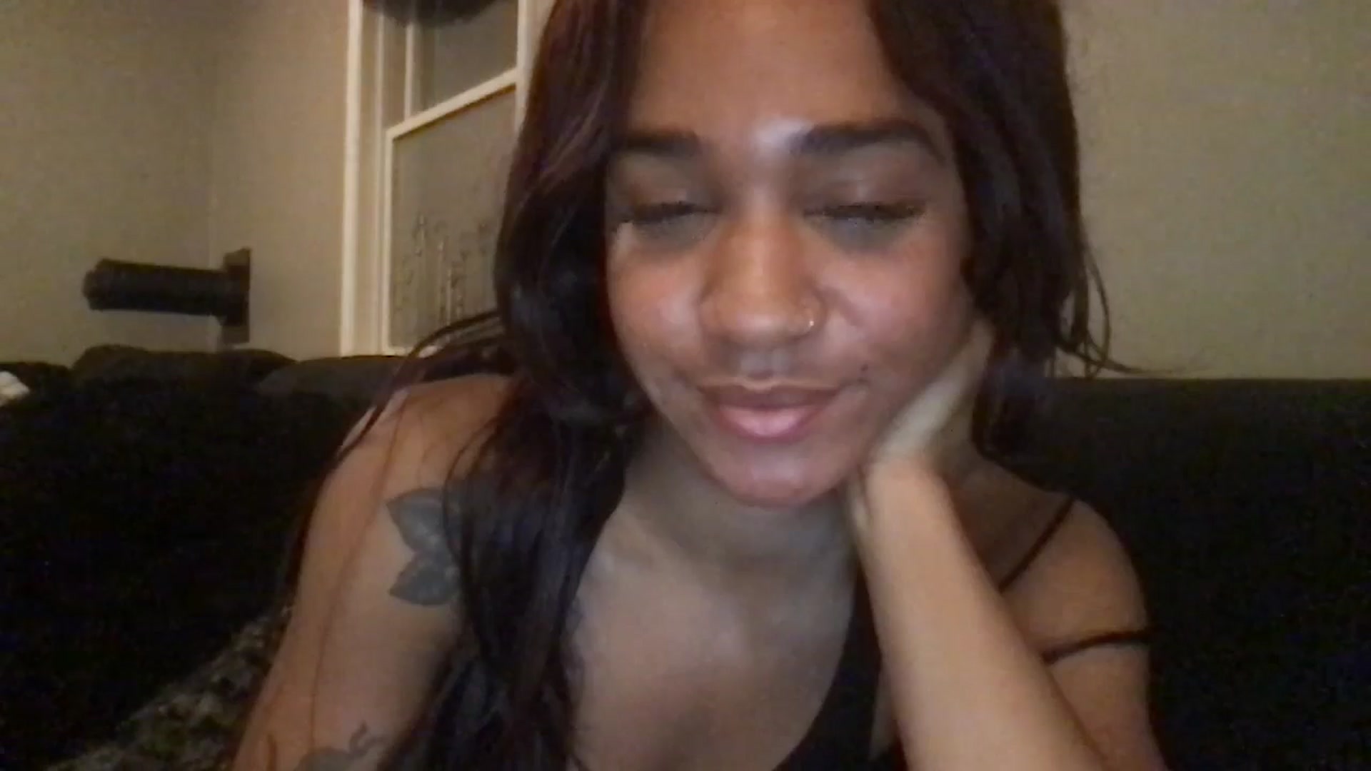 Gallery image thumbnail from KarmaLove's myfreecams stream on, 11/22/2024, 07:25 image 9 of 20