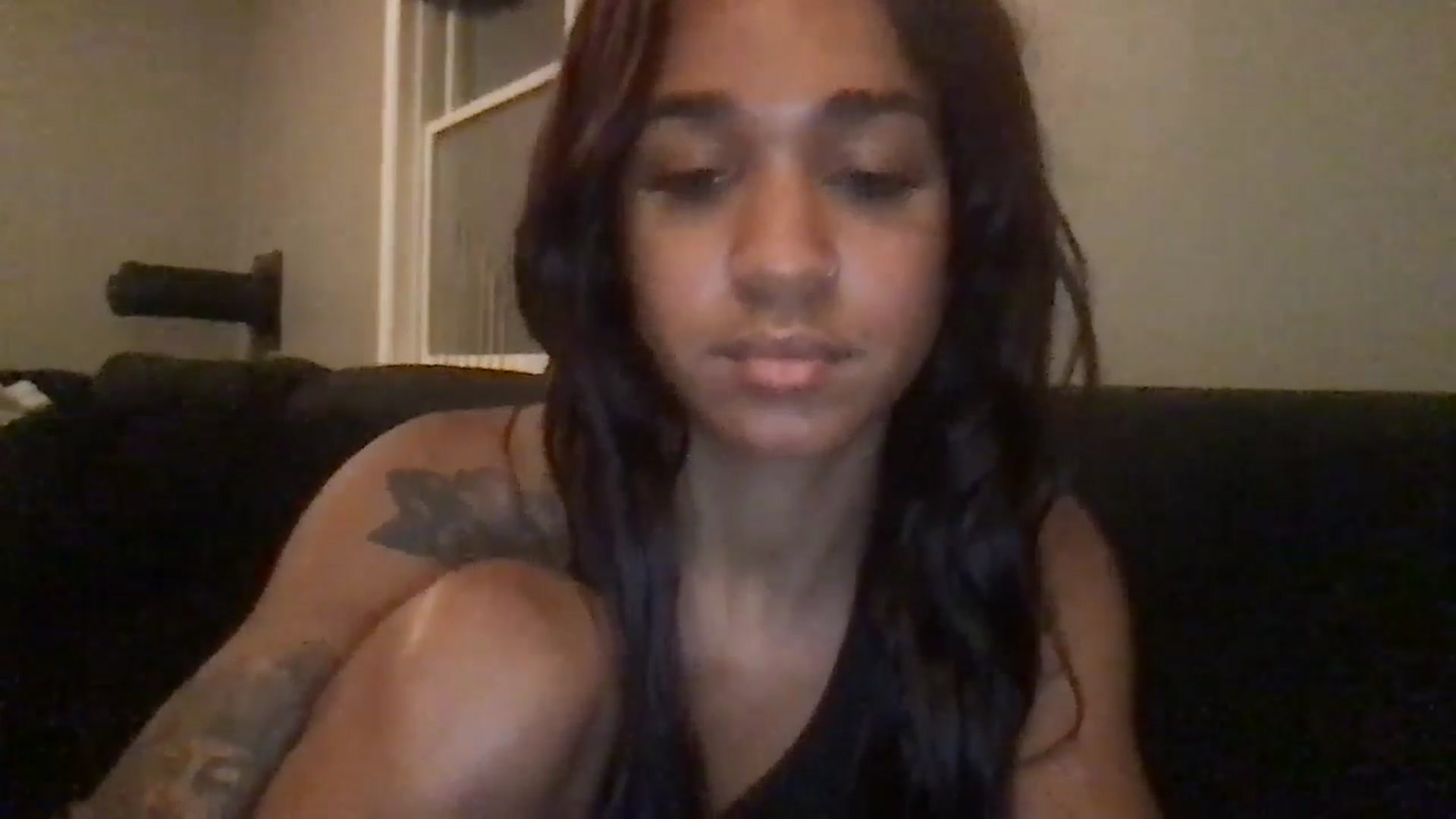 Gallery image thumbnail from KarmaLove's myfreecams stream on, 11/22/2024, 07:25 image 10 of 20