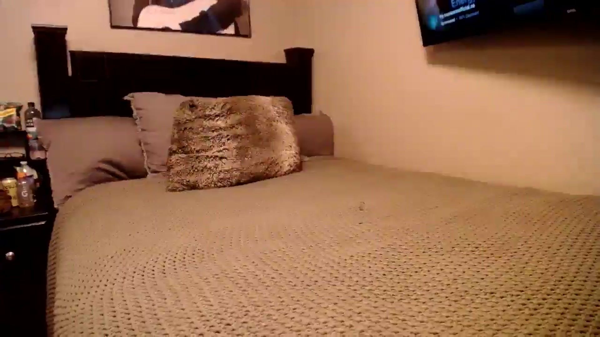 Gallery image thumbnail from KarmaLove's myfreecams stream on, 11/27/2024, 05:02 image 4 of 20