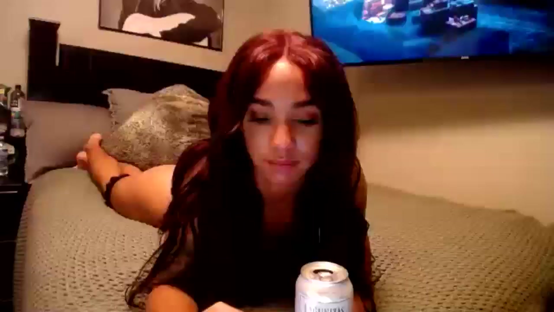 Gallery image thumbnail from KarmaLove's myfreecams stream on, 11/29/2024, 02:16 image 6 of 20