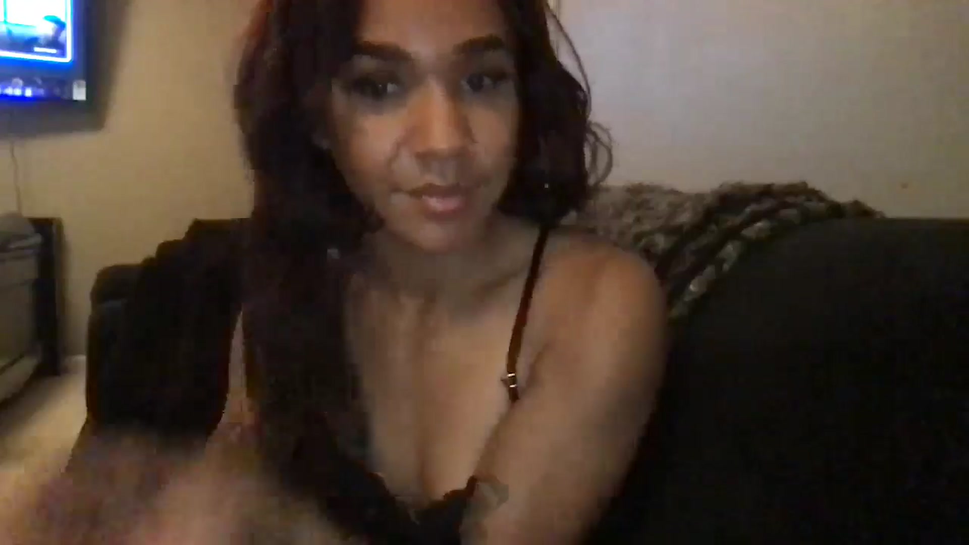Gallery image thumbnail from KarmaLove's myfreecams stream on, 11/29/2024, 06:18 image 4 of 20