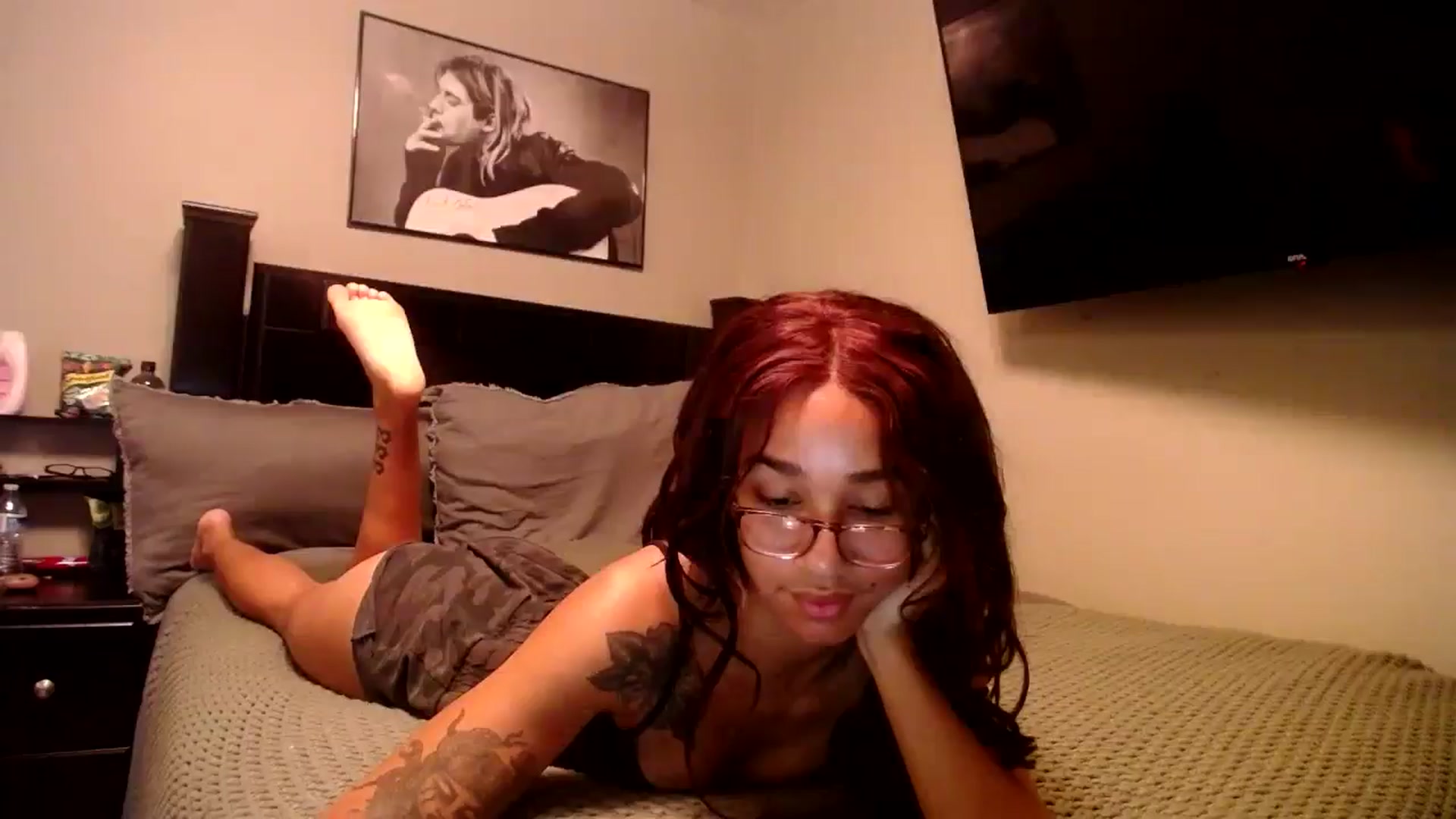 Gallery image thumbnail from KarmaLove's myfreecams stream on, 12/03/2024, 19:03 image 7 of 20