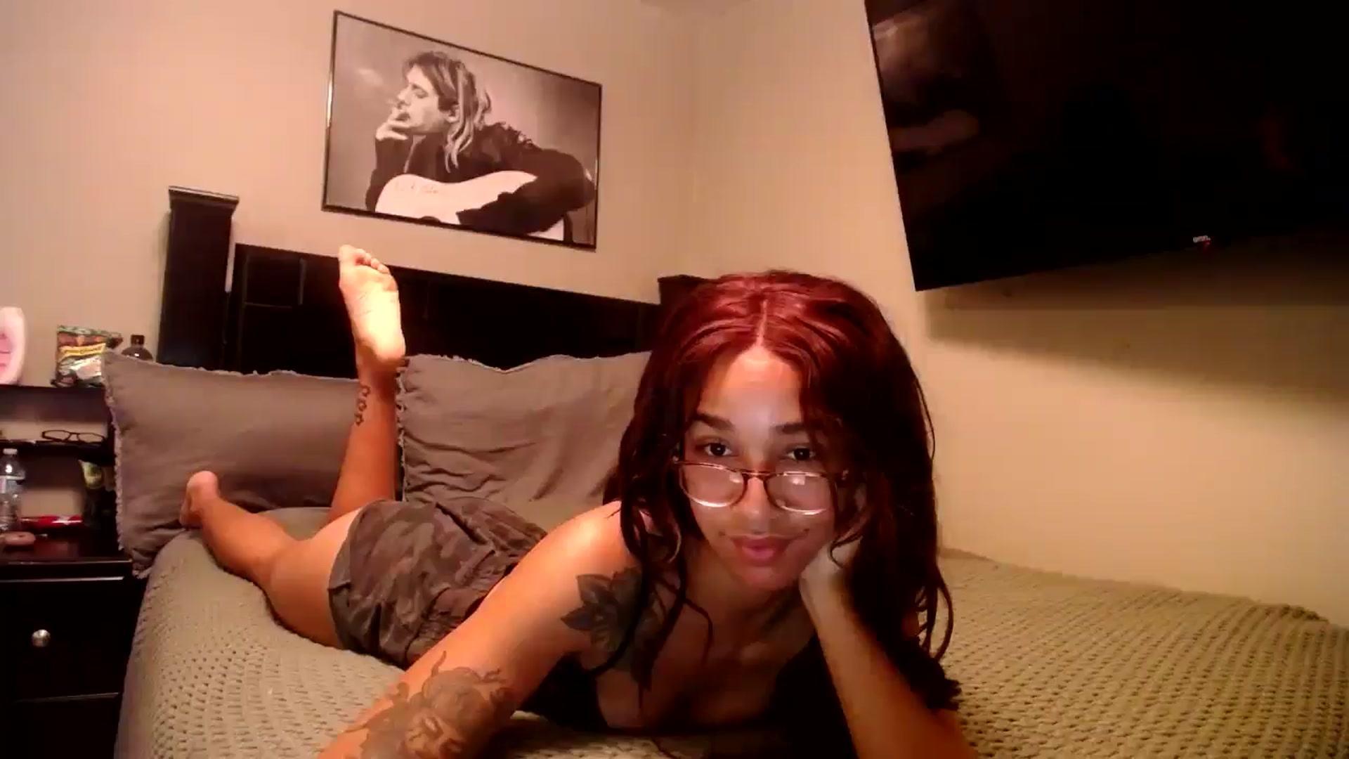 Gallery image thumbnail from KarmaLove's myfreecams stream on, 12/03/2024, 19:03 image 6 of 20