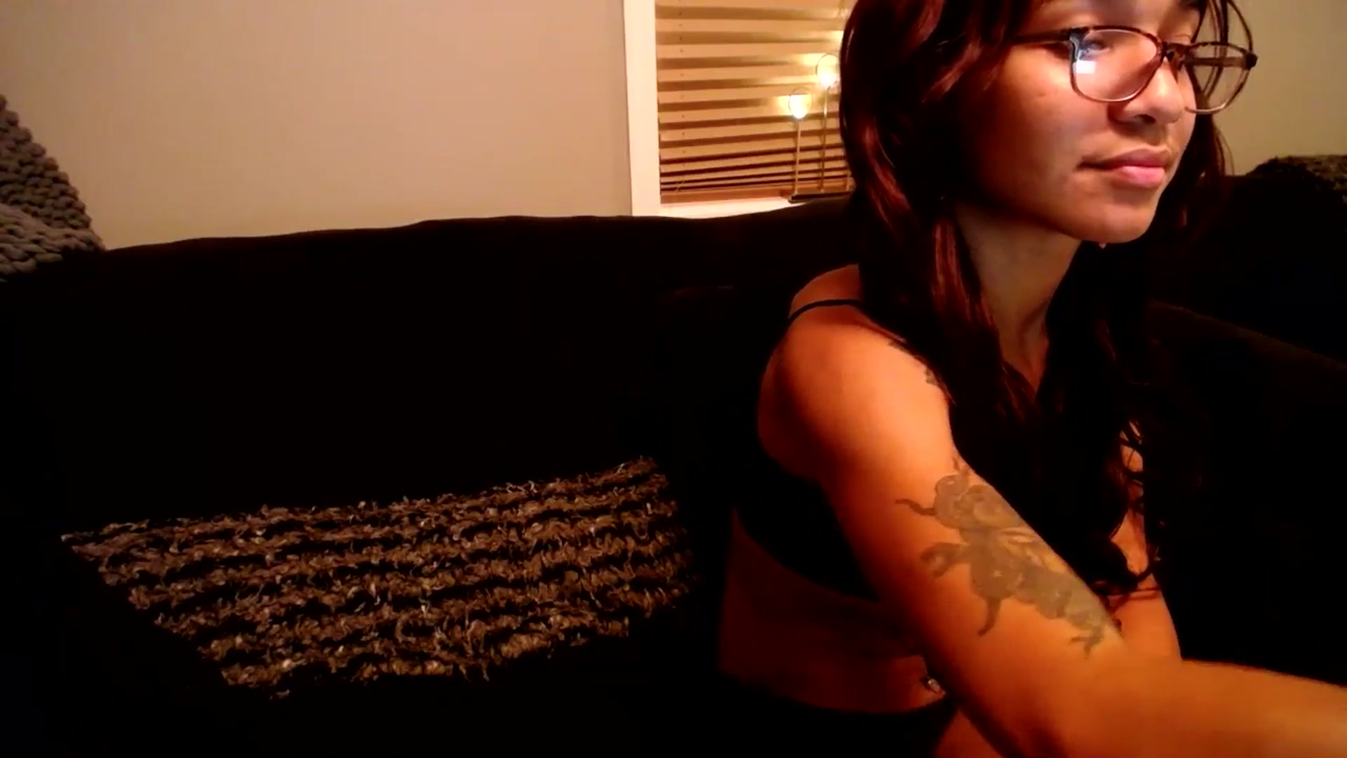 Gallery image thumbnail from KarmaLove's myfreecams stream on, 12/12/2024, 01:51 image 14 of 20
