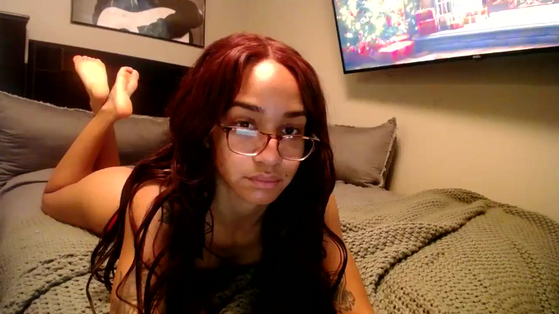 Gallery image thumbnail from KarmaLove's myfreecams stream on, 12/15/2024, 19:32 image 9 of 20