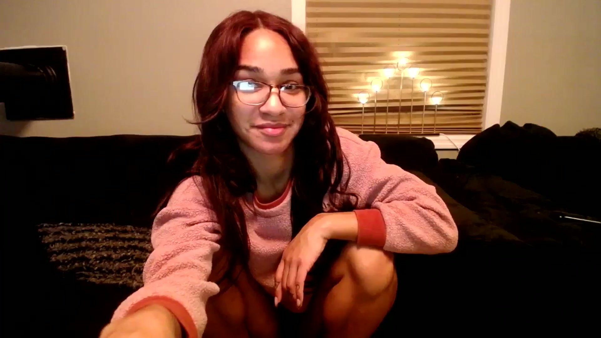 Gallery image thumbnail from KarmaLove's myfreecams stream on, 12/19/2024, 07:19 image 11 of 20