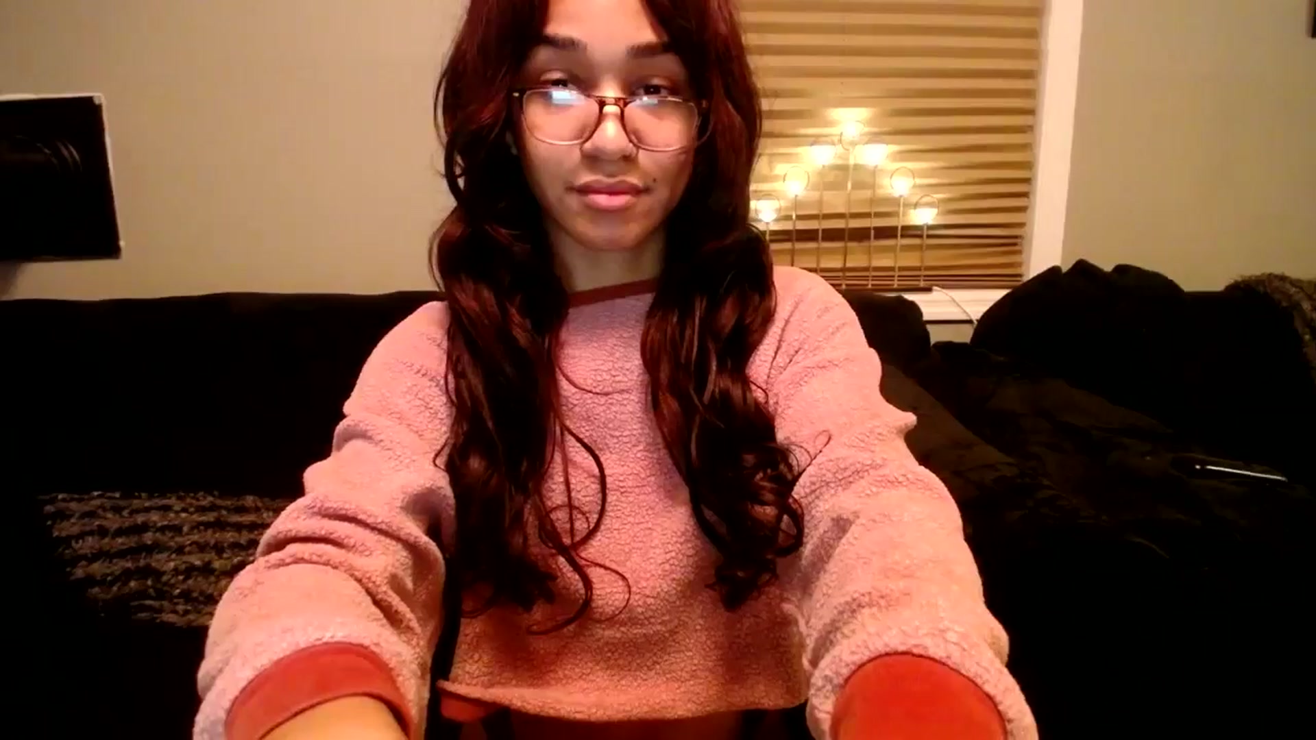 Gallery image thumbnail from KarmaLove's myfreecams stream on, 12/19/2024, 07:19 image 8 of 20
