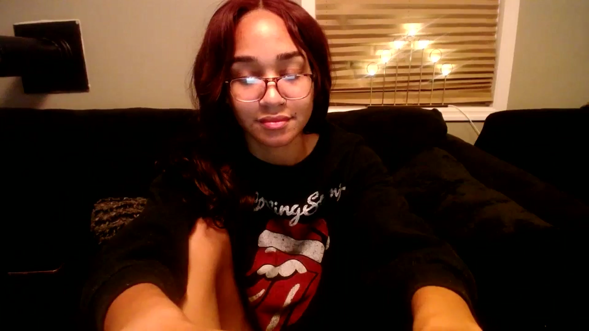 Gallery image thumbnail from KarmaLove's myfreecams stream on, 12/24/2024, 06:23 image 6 of 20