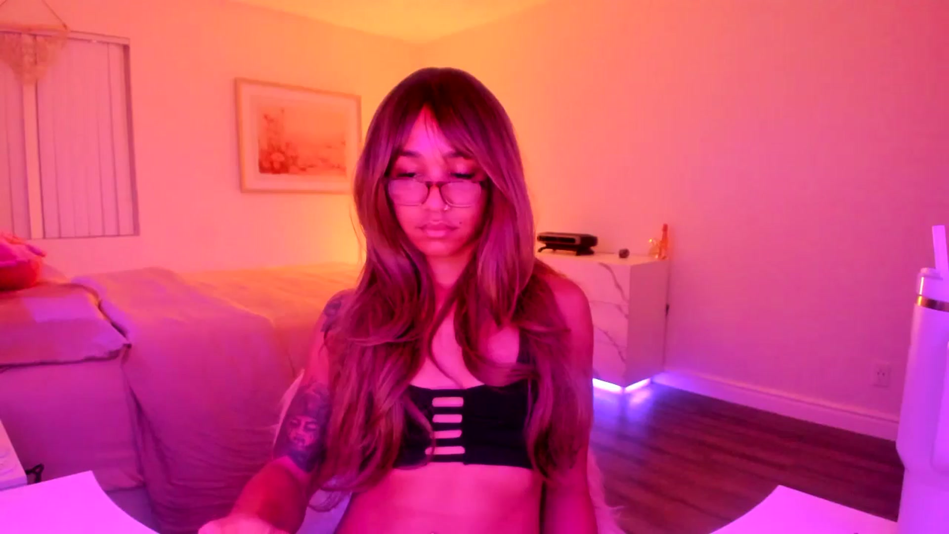 Gallery image thumbnail from KarmaLove's myfreecams stream on, 11/11/2025, 04:48 image 17 of 20