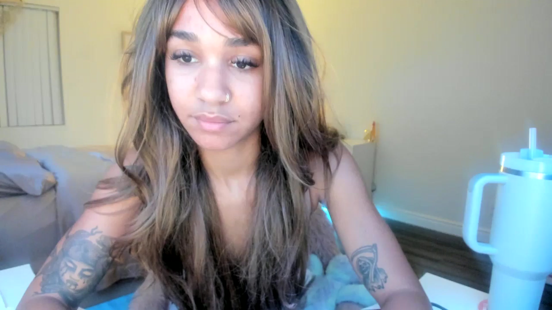 Gallery image thumbnail from KarmaLove's myfreecams stream on, 11/16/2025, 03:30 image 16 of 20