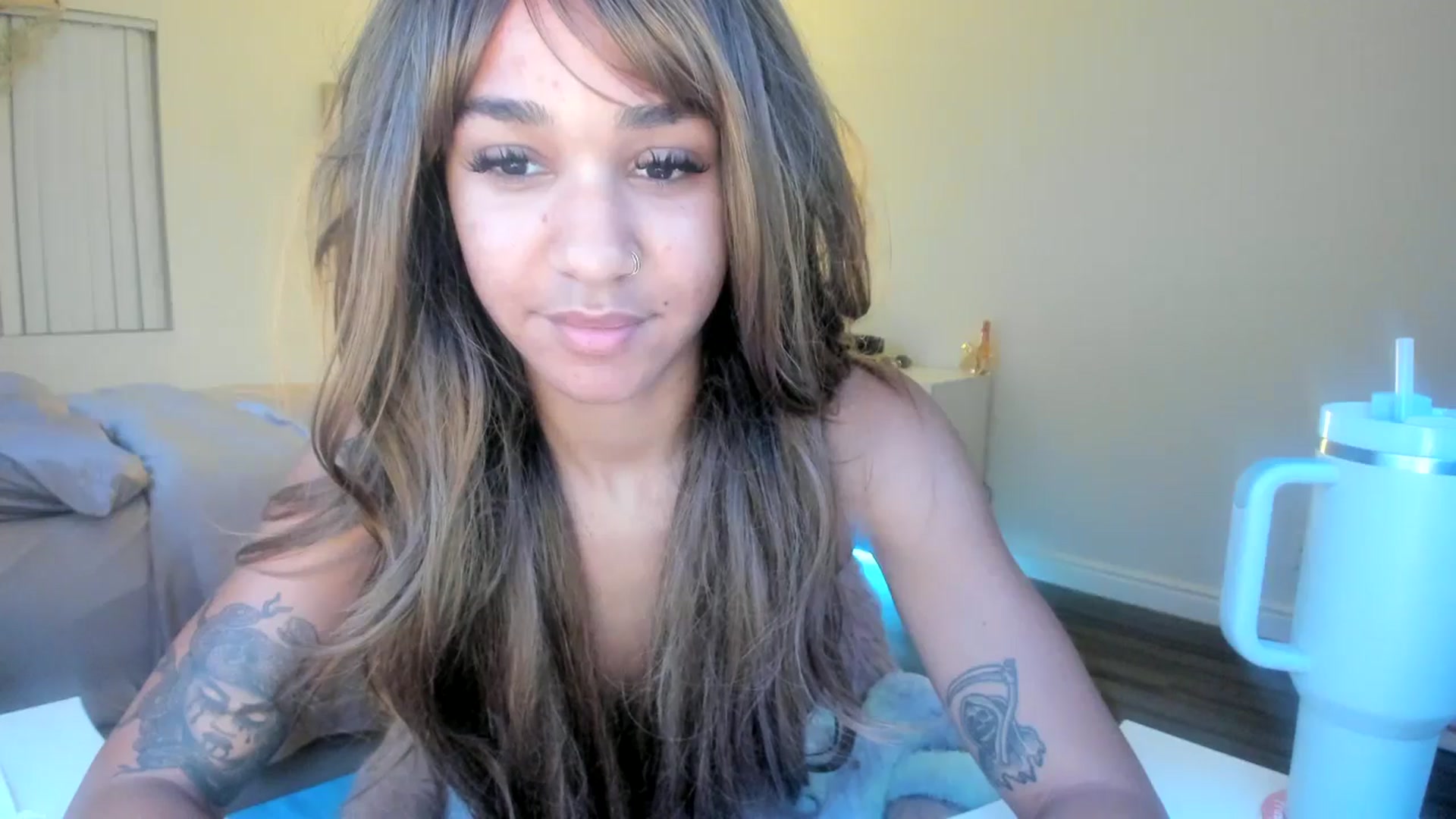 Gallery image thumbnail from KarmaLove's myfreecams stream on, 11/16/2025, 03:30 image 13 of 20