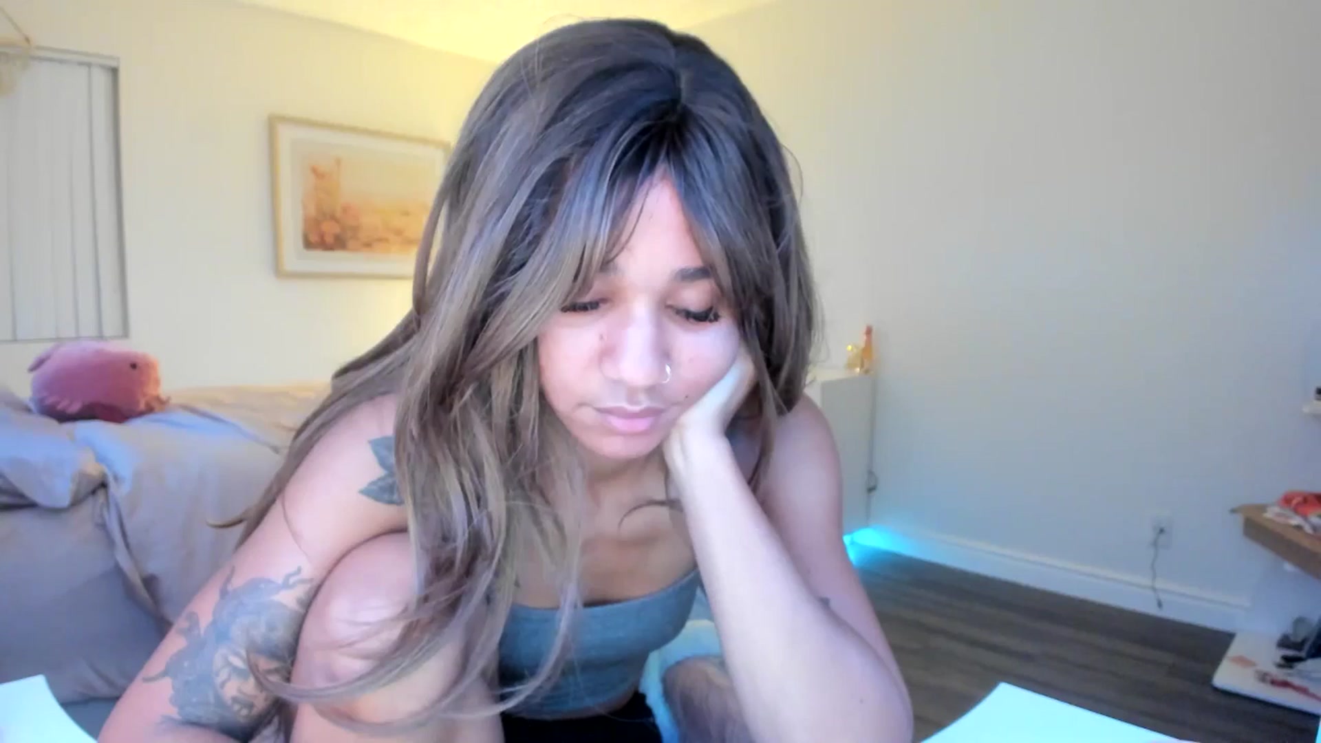 Gallery image thumbnail from KarmaLove's myfreecams stream on, 11/16/2025, 06:46 image 18 of 20