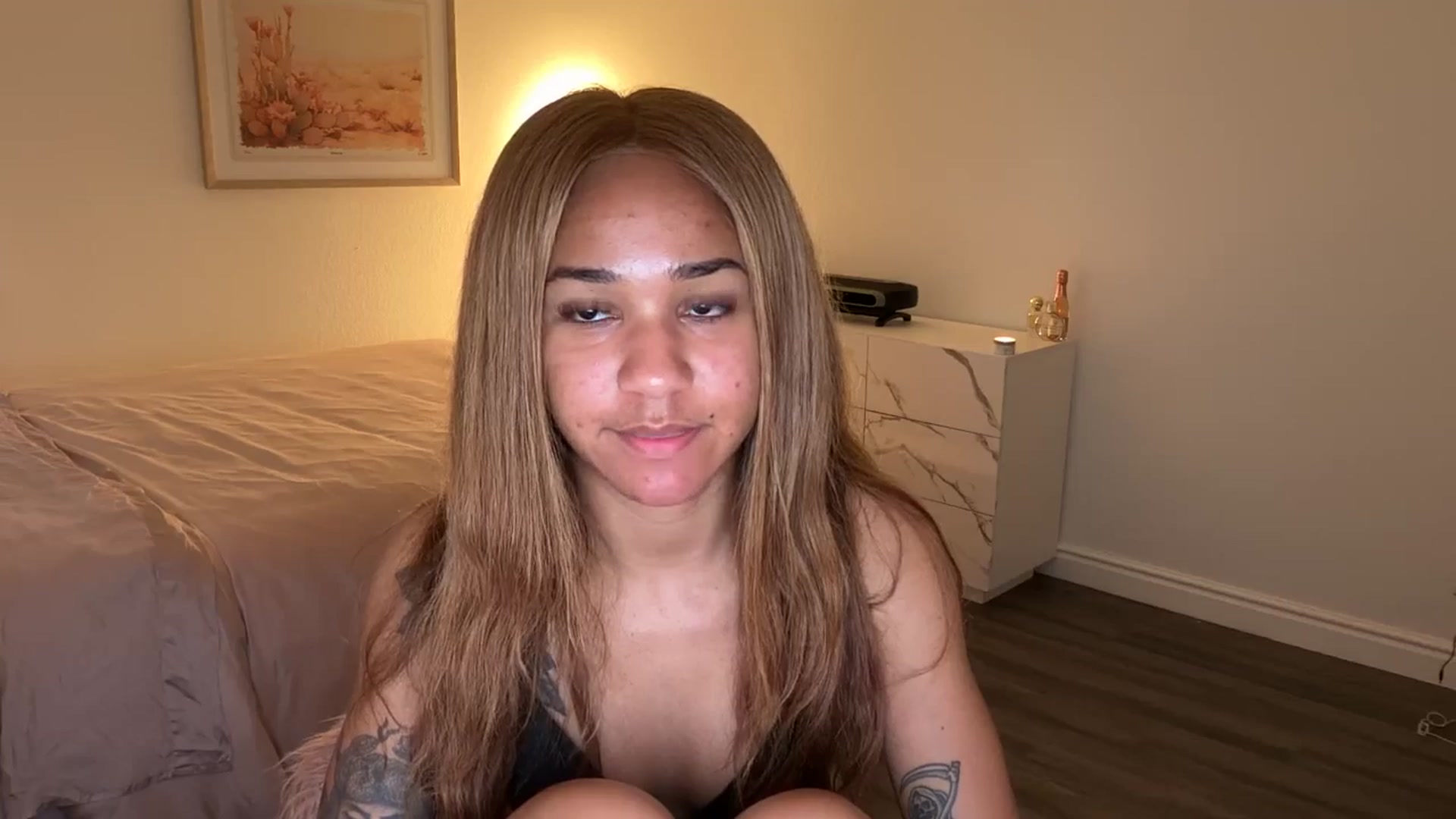 Gallery image thumbnail from KarmaLove's myfreecams stream on, 02/17/2026, 24:53 image 11 of 20