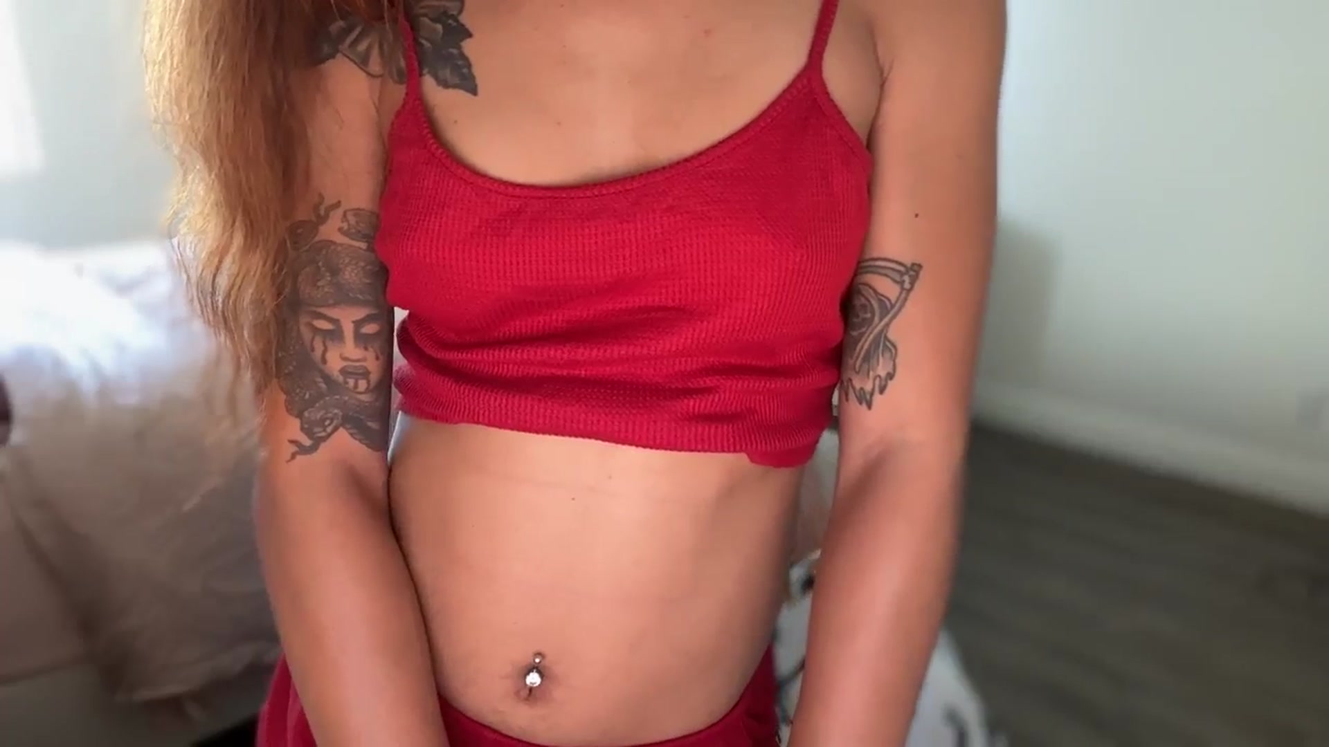 Gallery image thumbnail from KarmaLove's myfreecams stream on, 03/29/2026, 17:54 image 10 of 20