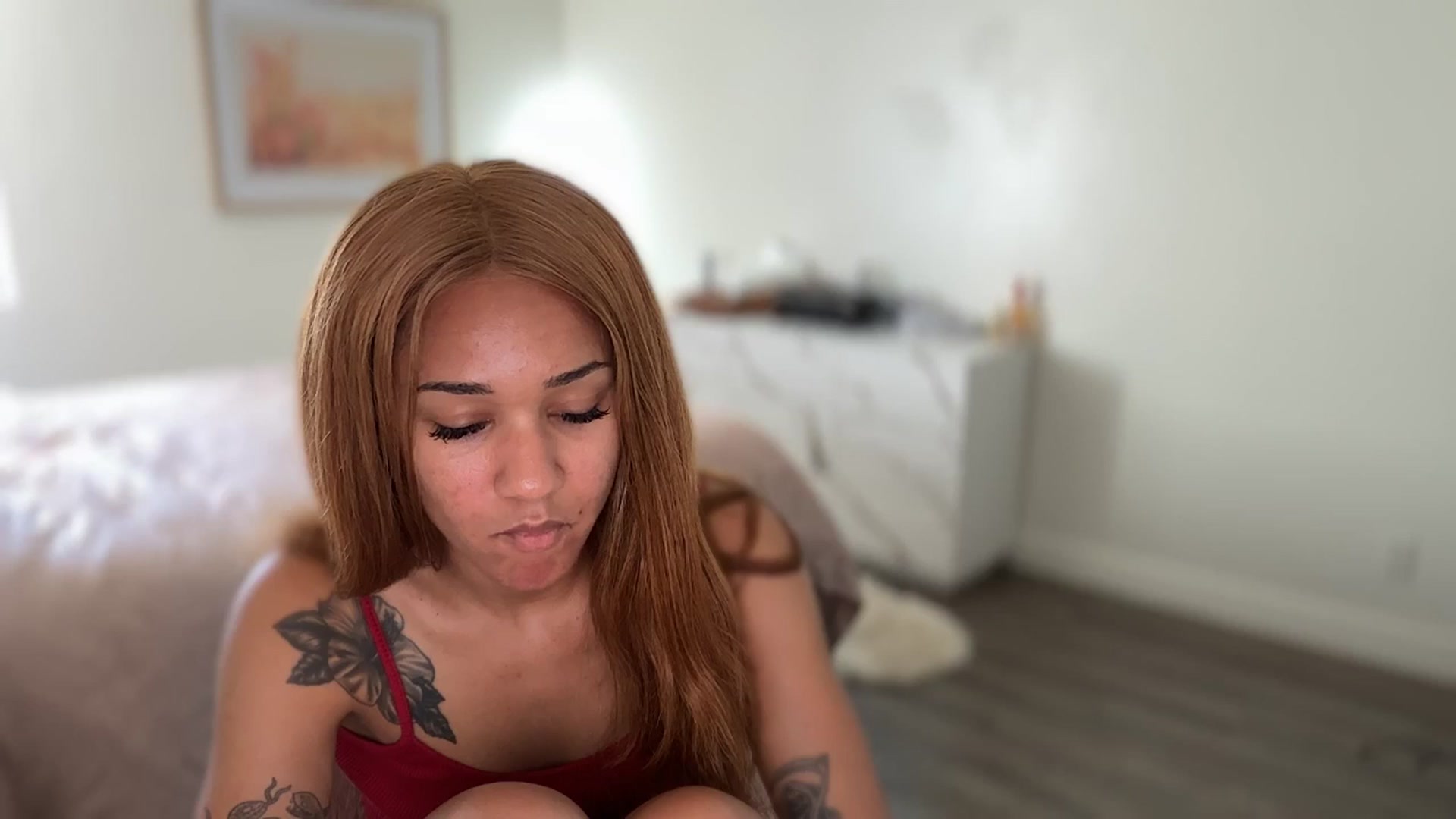 Gallery image thumbnail from KarmaLove's myfreecams stream on, 03/29/2026, 20:24 image 17 of 20