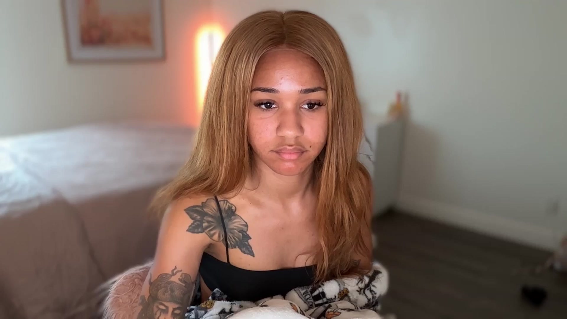 Gallery image thumbnail from KarmaLove's myfreecams stream on, 04/02/2026, 15:29 image 18 of 20
