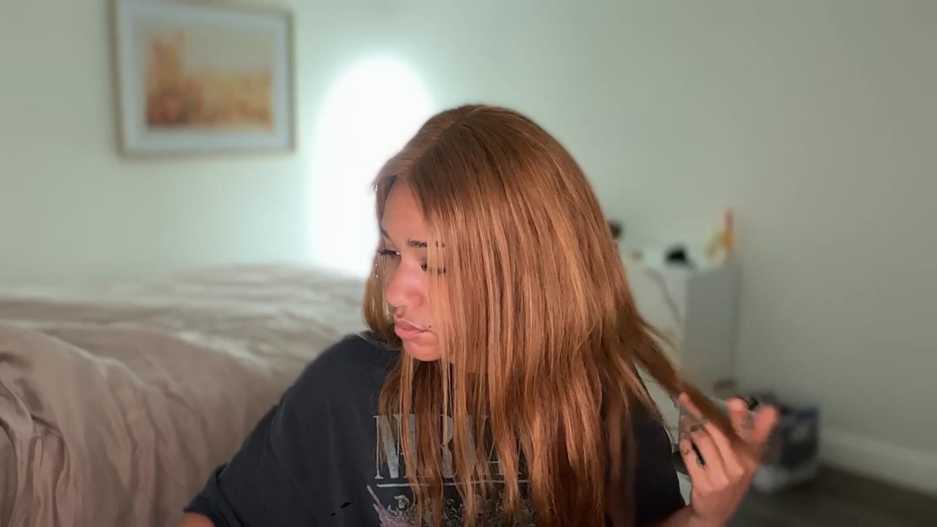 Gallery image thumbnail from KarmaLove's myfreecams stream on, 04/09/2026, 05:00 image 14 of 20