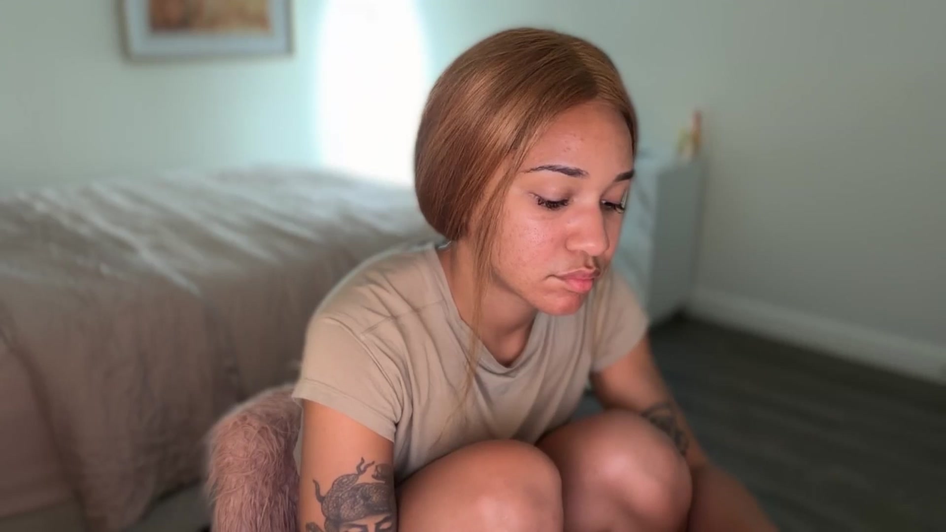 Gallery image thumbnail from KarmaLove's myfreecams stream on, 04/19/2026, 03:58 image 19 of 20