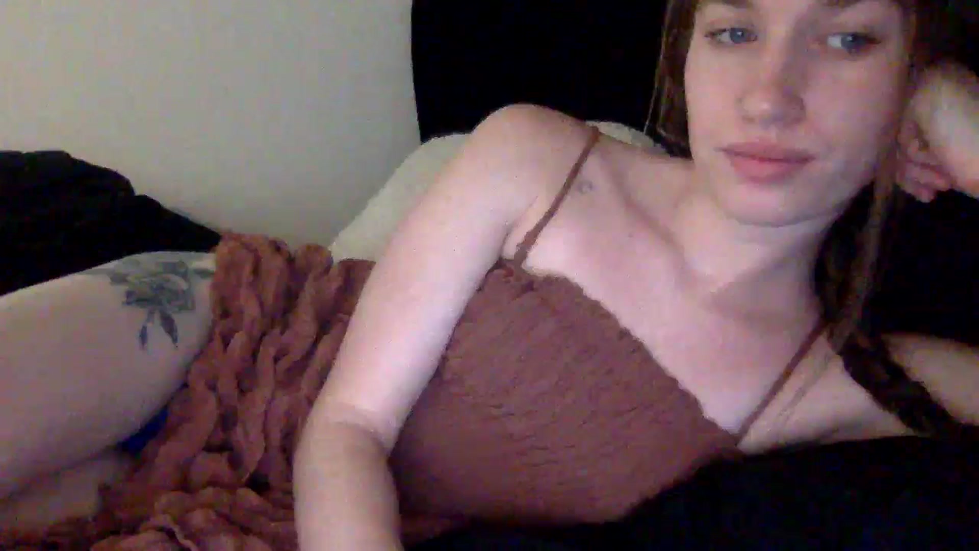 Gallery image thumbnail from KarmaRose222's myfreecams stream on, 08/11/2024, 14:27 image 4 of 20