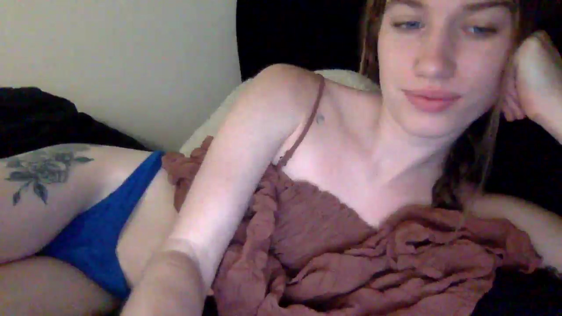 Gallery image thumbnail from KarmaRose222's myfreecams stream on, 08/11/2024, 14:27 image 10 of 20