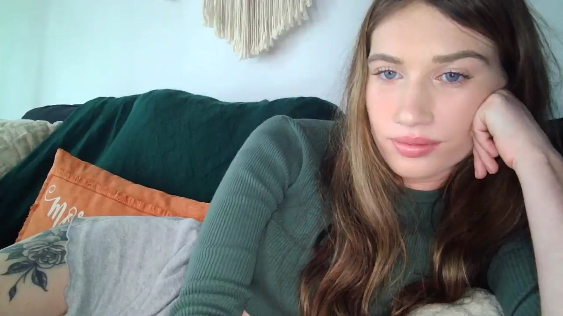 Gallery image thumbnail from KarmaRose222's myfreecams stream on, 09/06/2024, 15:52 image 7 of 20