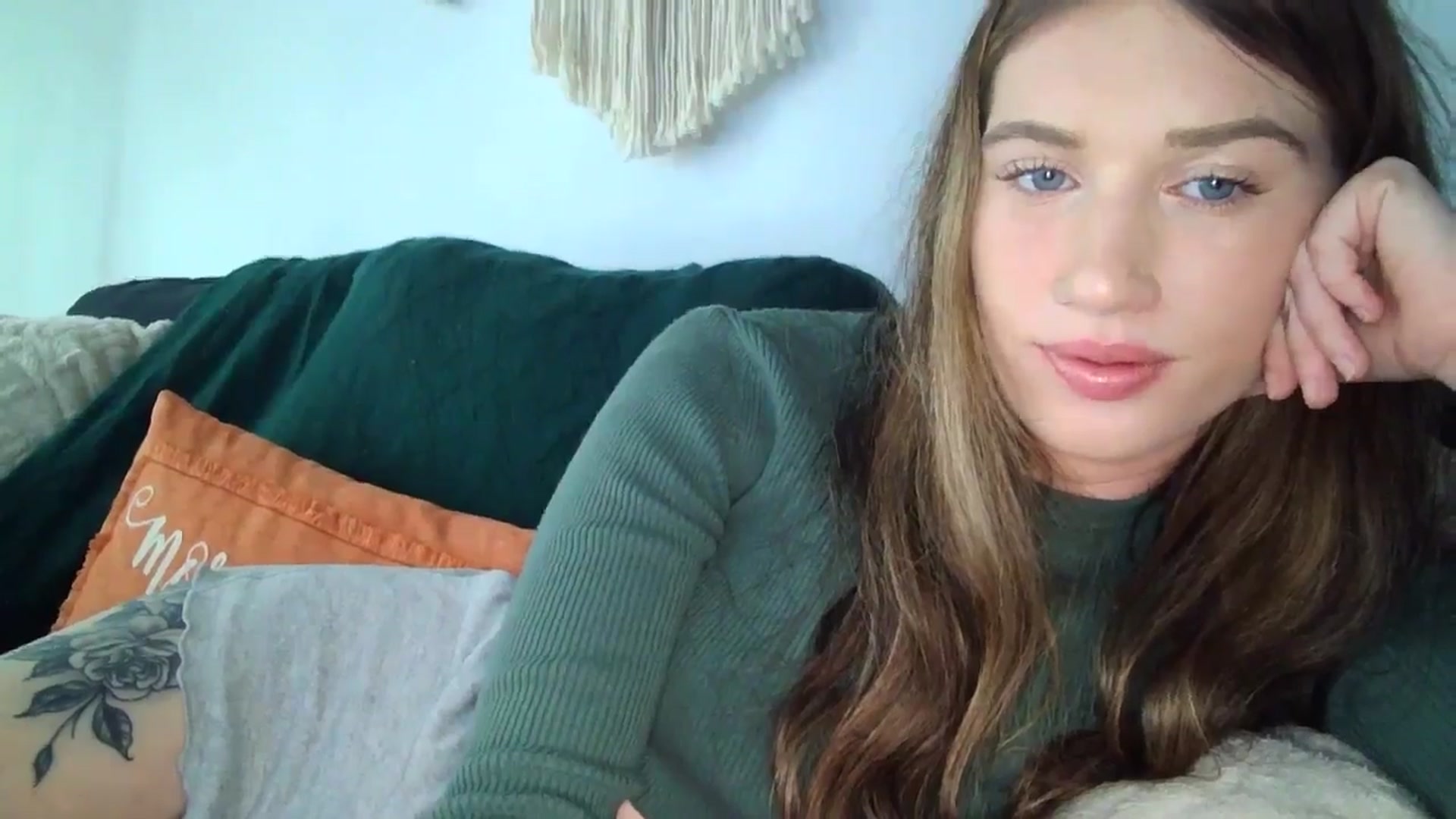 Gallery image thumbnail from KarmaRose222's myfreecams stream on, 09/06/2024, 15:52 image 5 of 20