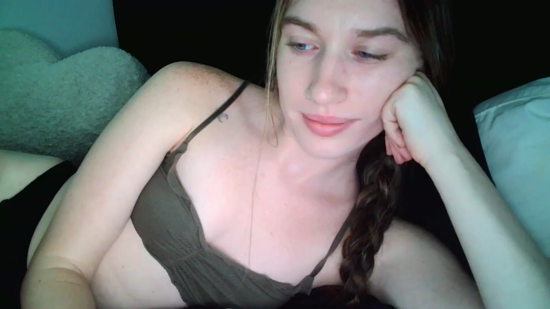 Gallery image thumbnail from KarmaRose222's myfreecams stream on, 09/13/2024, 15:35 image 18 of 20
