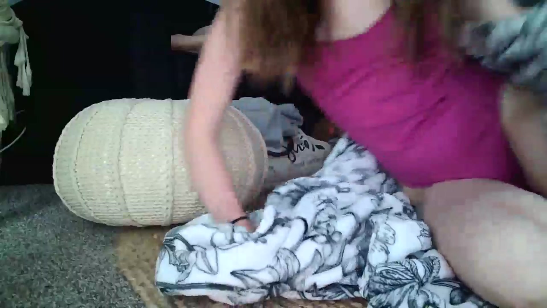 Gallery image thumbnail from KarmaRose222's myfreecams stream on, 09/22/2024, 17:52 image 11 of 20