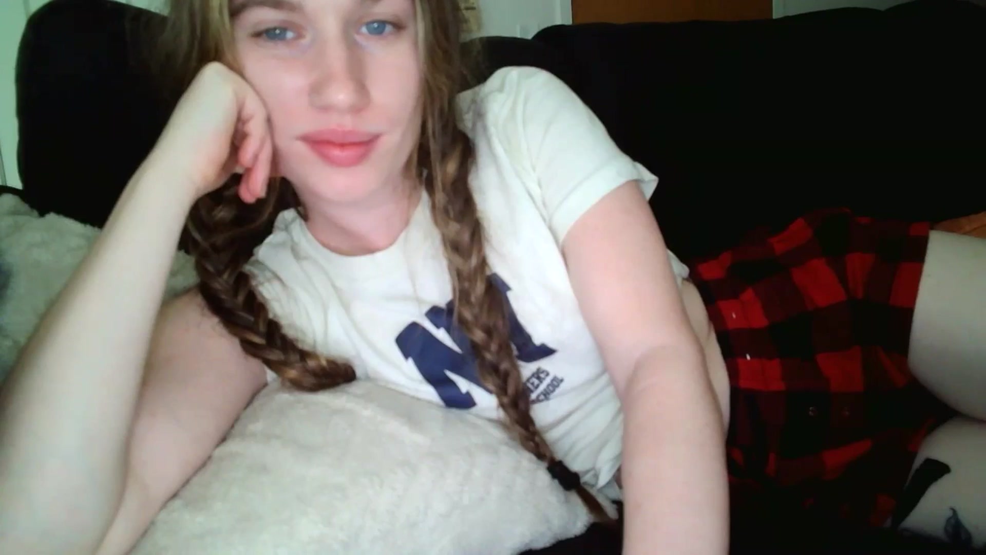Gallery image thumbnail from KarmaRose222's myfreecams stream on, 10/06/2024, 16:34 image 9 of 20