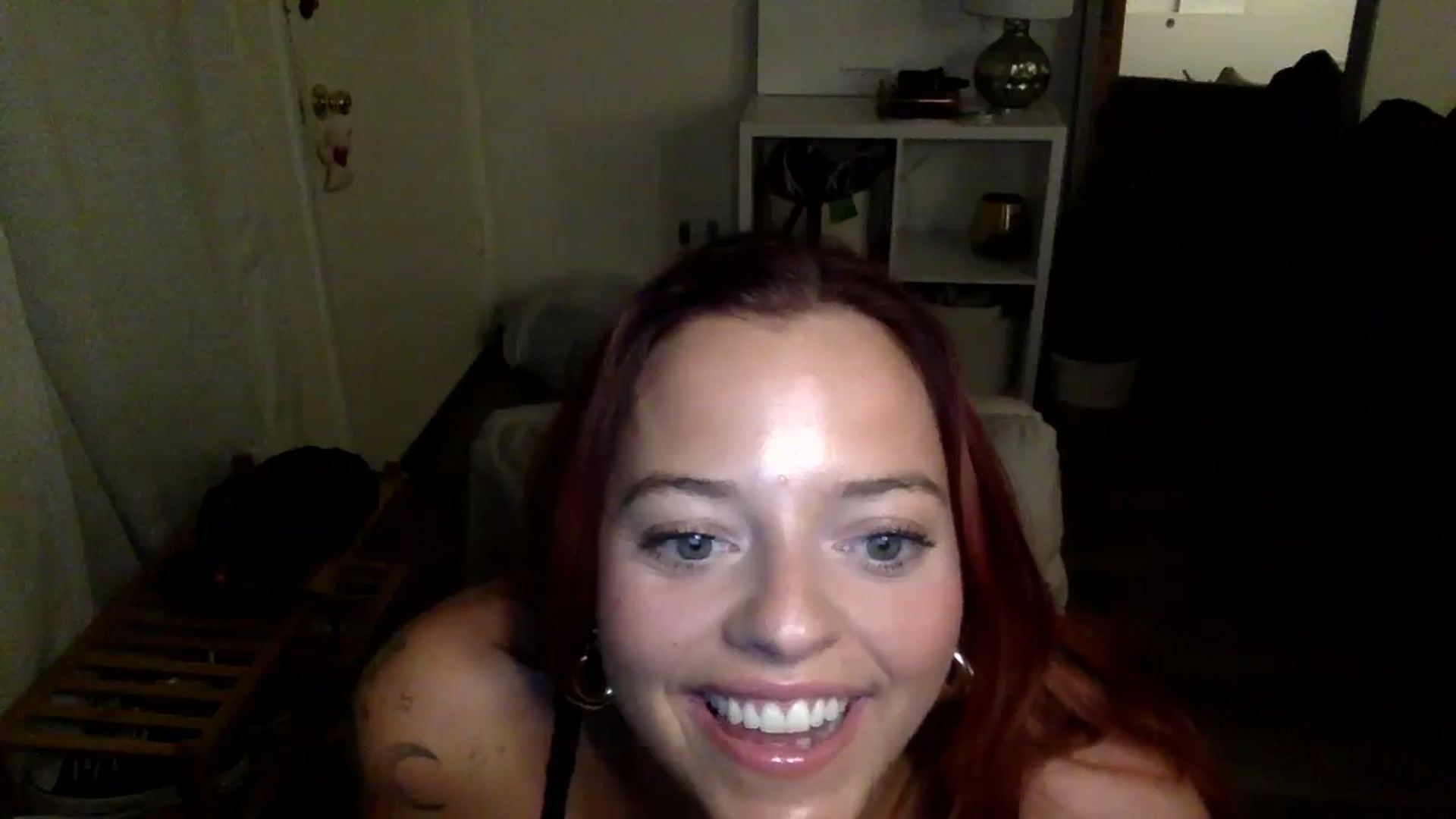 Gallery image thumbnail from Karmen_lovee's myfreecams stream on, 01/16/2024, 03:46 image 7 of 20