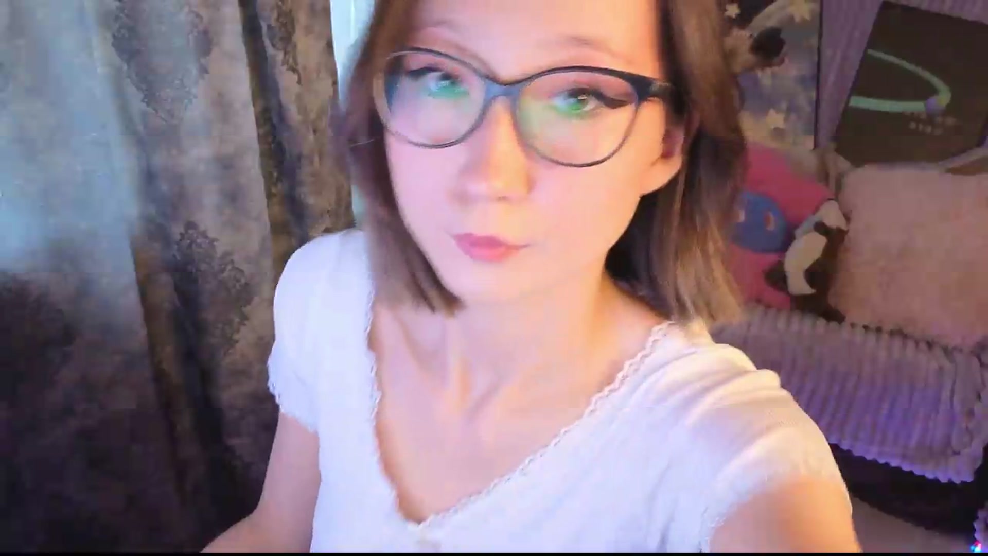 Gallery image thumbnail from Karolinacreamm's myfreecams stream on, 09/06/2026, 14:48 image 10 of 20