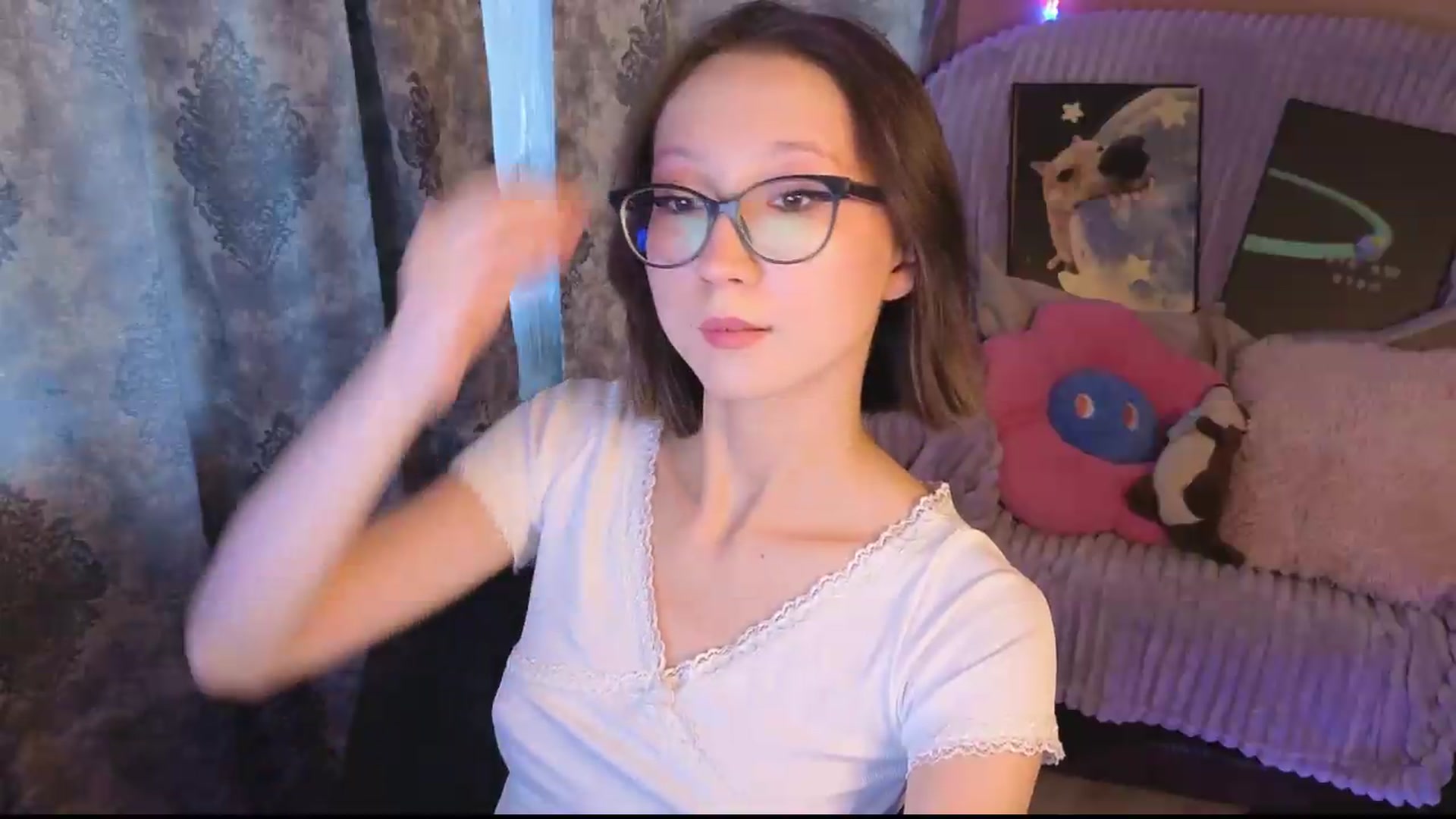 Gallery image thumbnail from Karolinacreamm's myfreecams stream on, 09/06/2026, 14:48 image 9 of 20