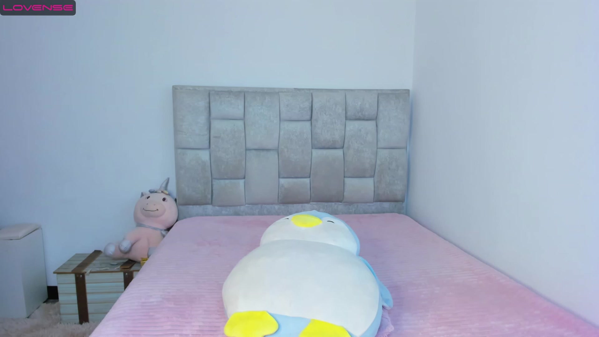 Gallery image thumbnail from KarolynPears's myfreecams stream on, 11/24/2022, 20:06 image 11 of 20