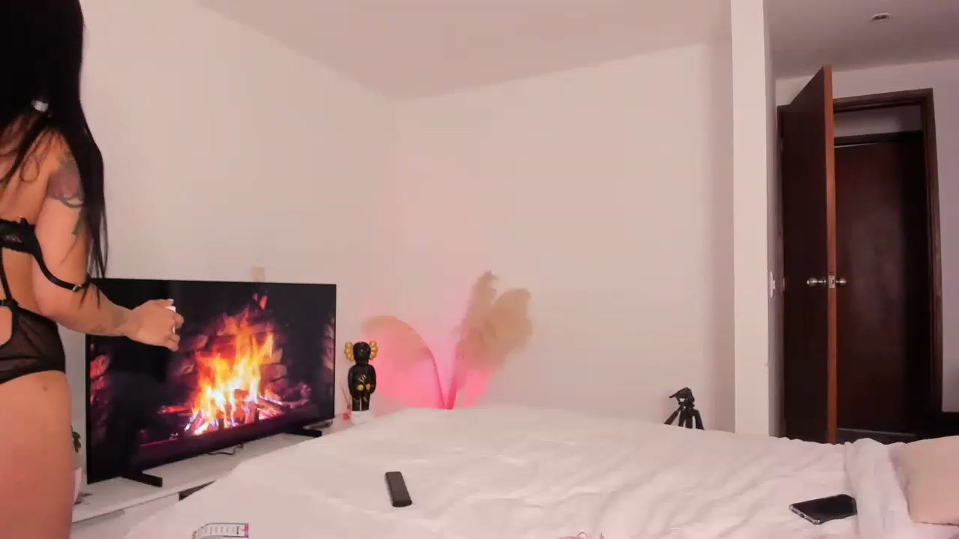 Gallery image thumbnail from Kas__'s myfreecams stream on, 11/28/2022, 18:30 image 3 of 20