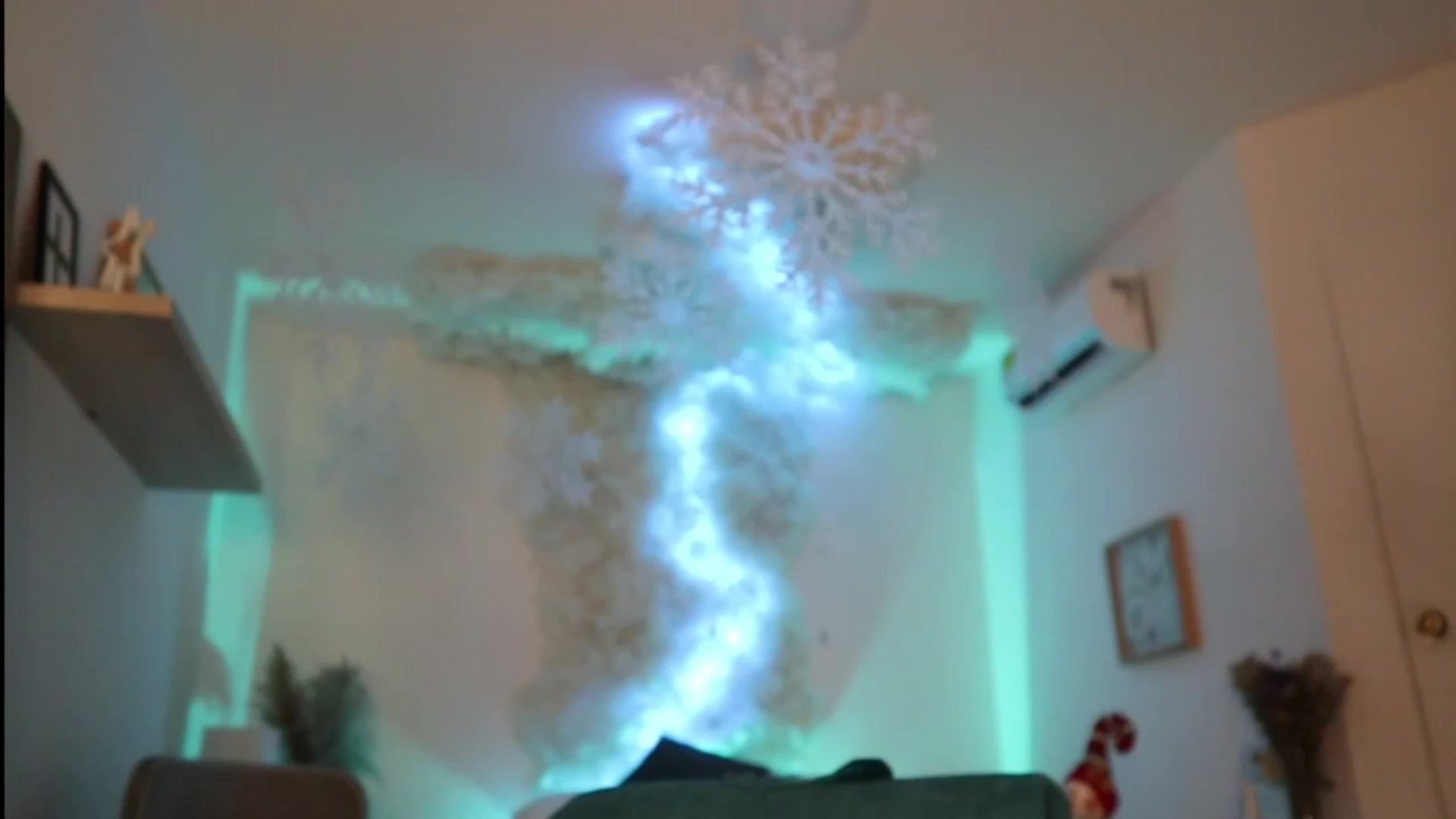 Gallery image thumbnail from Kas__'s myfreecams stream on, 12/04/2022, 17:29 image 20 of 20