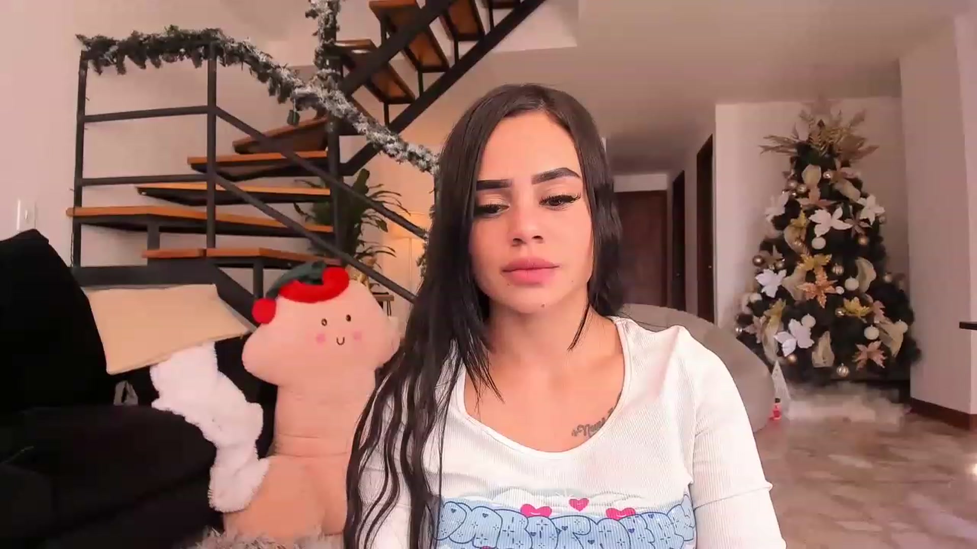 Gallery image thumbnail from Kas__'s myfreecams stream on, 12/11/2022, 18:11 image 5 of 20