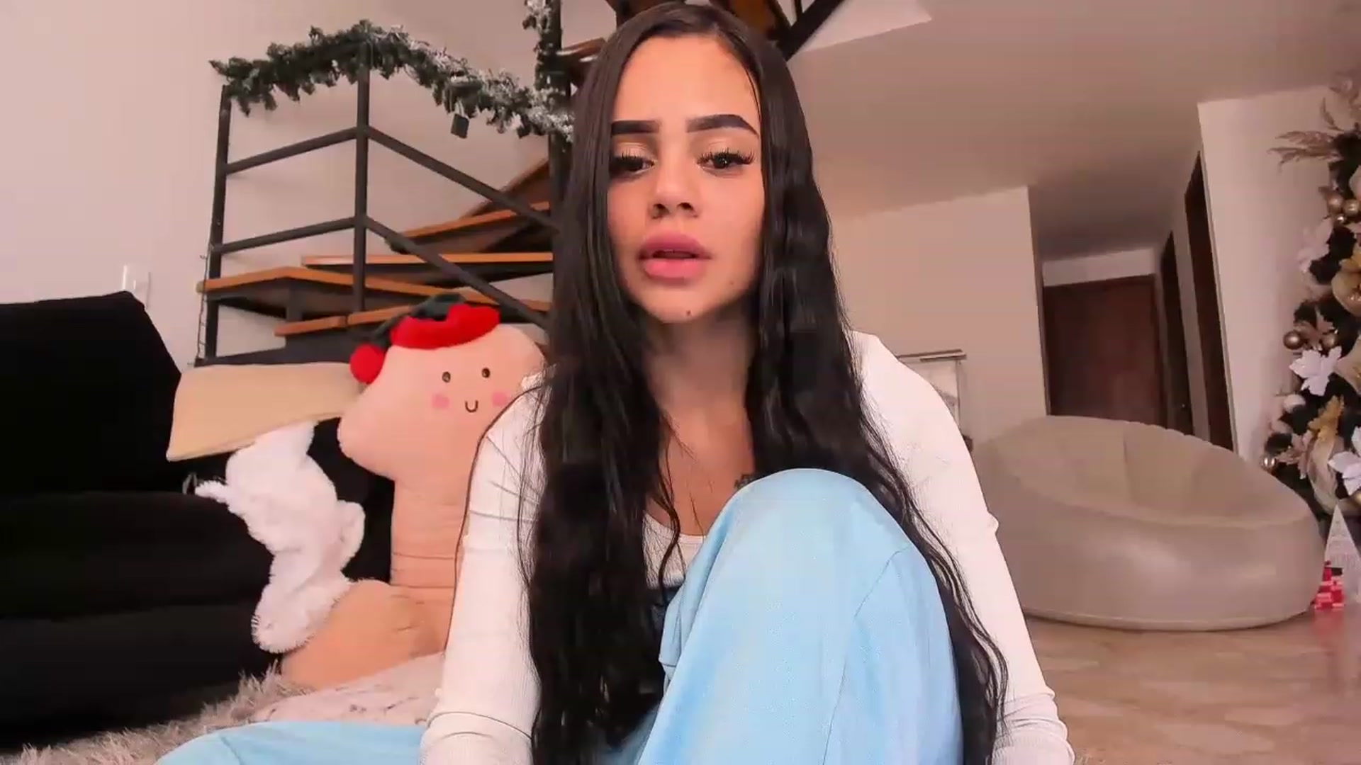 Gallery image thumbnail from Kas__'s myfreecams stream on, 12/11/2022, 18:11 image 18 of 20