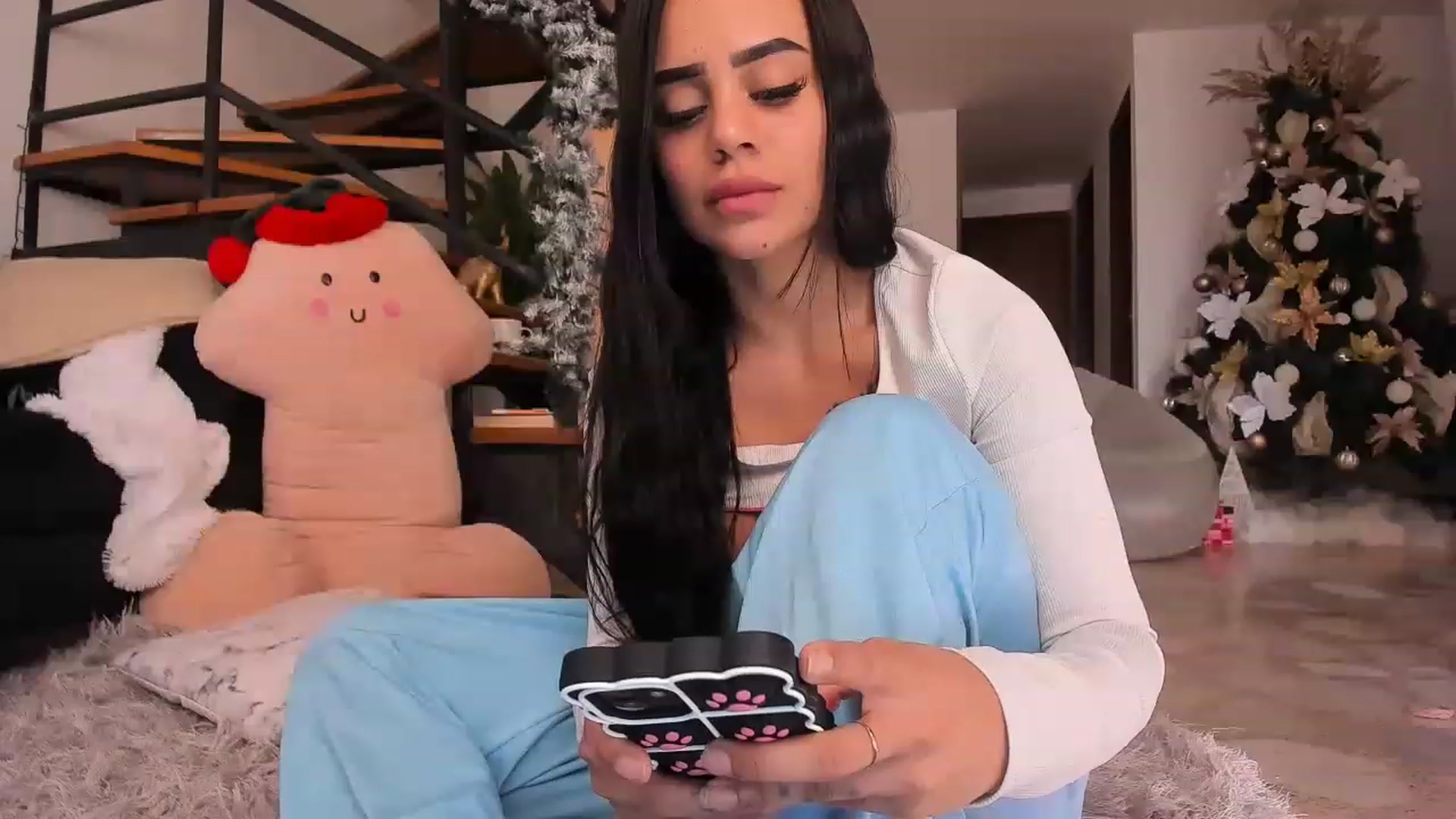Gallery image thumbnail from Kas__'s myfreecams stream on, 12/11/2022, 19:00 image 6 of 20