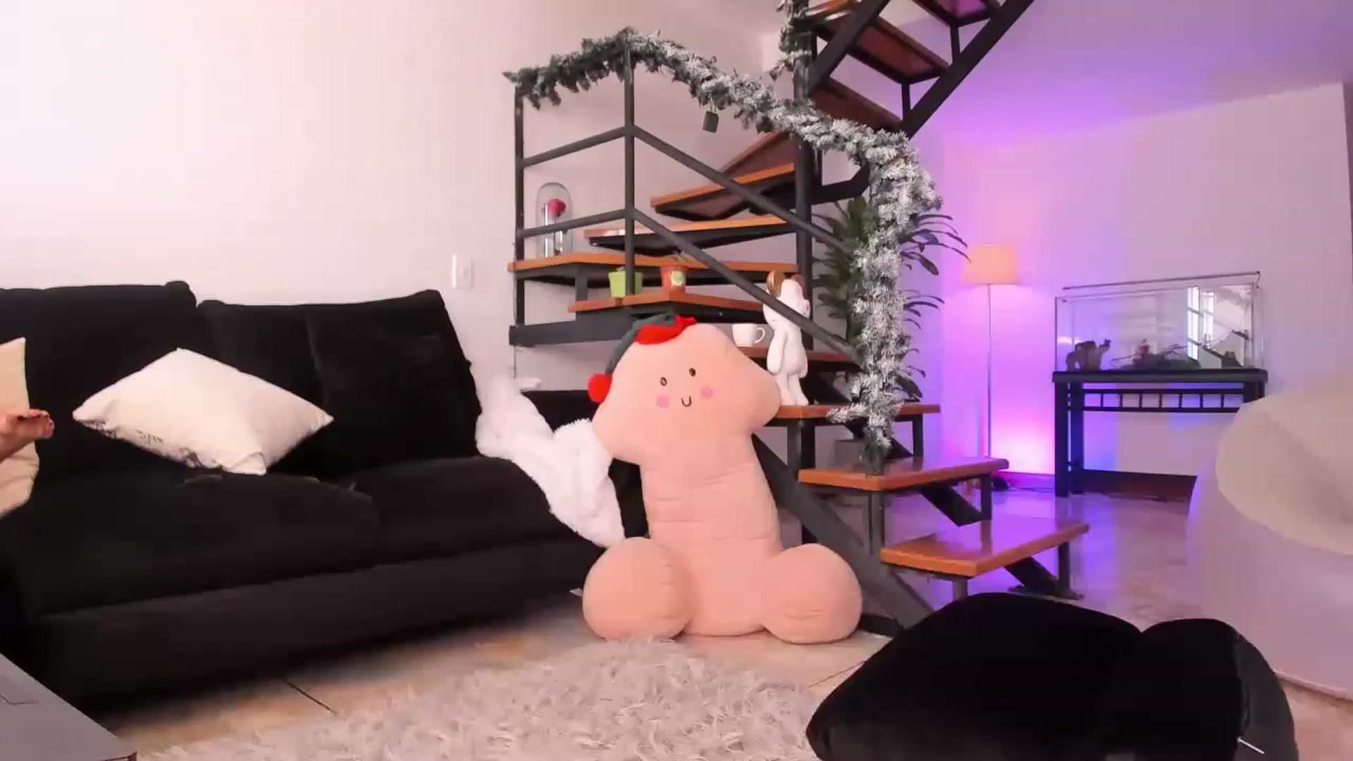 Gallery image thumbnail from Kas__'s myfreecams stream on, 12/16/2022, 18:25 image 3 of 20