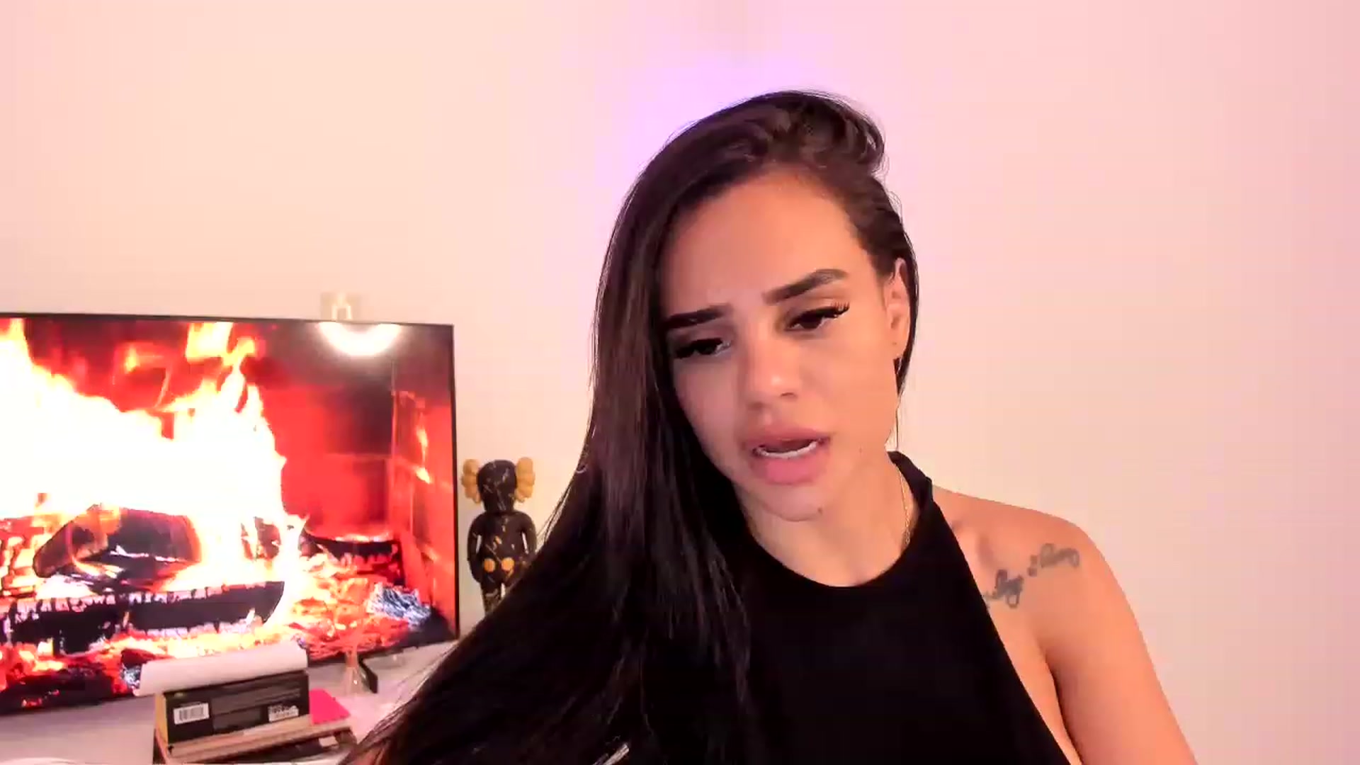 Gallery image thumbnail from Kas__'s myfreecams stream on, 01/13/2023, 17:39 image 11 of 20