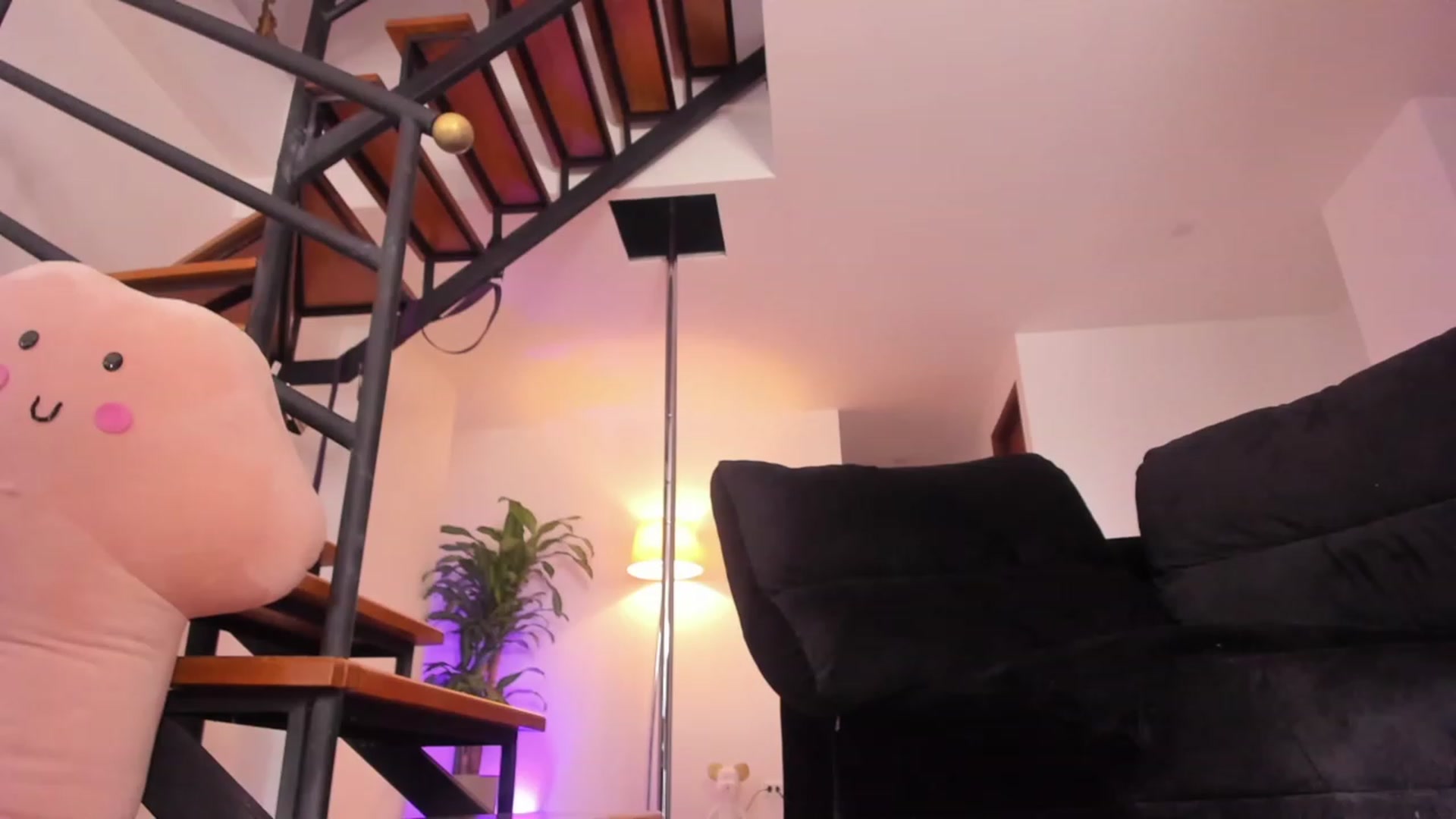 Gallery image thumbnail from Kas__'s myfreecams stream on, 02/12/2023, 18:47 image 18 of 20