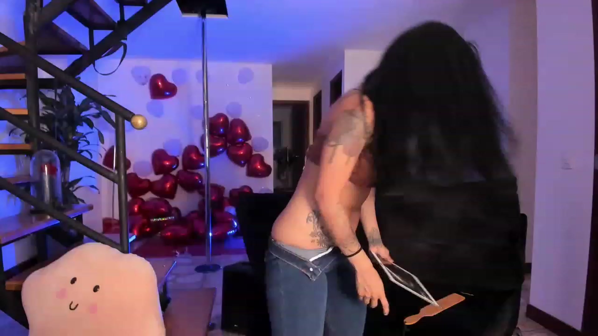 Gallery image thumbnail from Kas__'s myfreecams stream on, 02/20/2023, 24:35 image 5 of 20