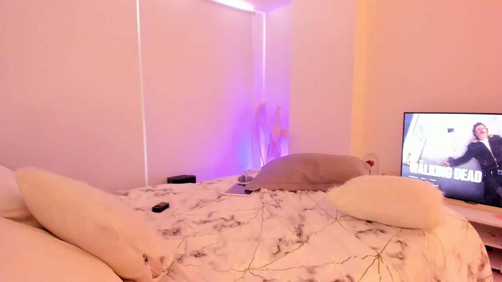 Gallery image thumbnail from Kas__'s myfreecams stream on, 03/10/2023, 18:26 image 18 of 20
