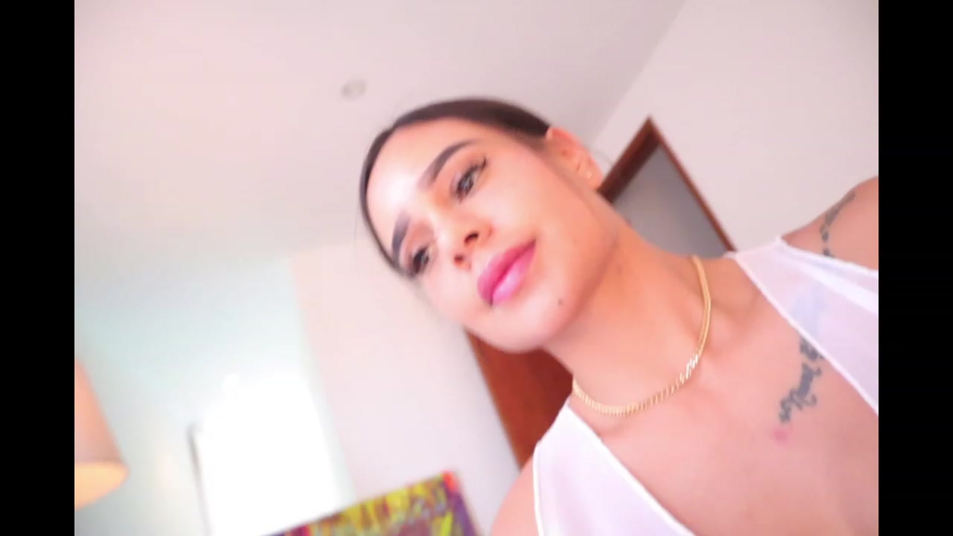 Gallery image thumbnail from Kas__'s myfreecams stream on, 05/03/2023, 17:23 image 18 of 20