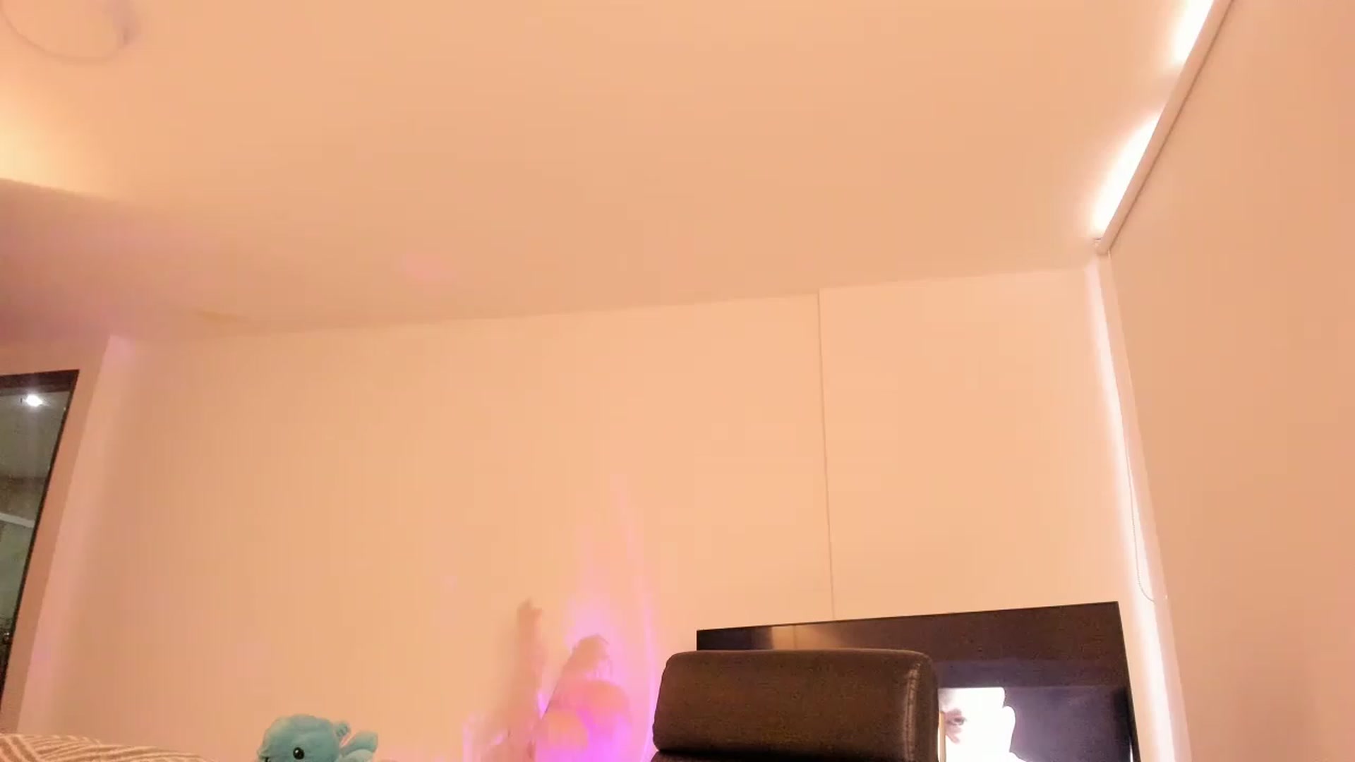 Gallery image thumbnail from Kas__'s myfreecams stream on, 06/13/2023, 21:51 image 18 of 20