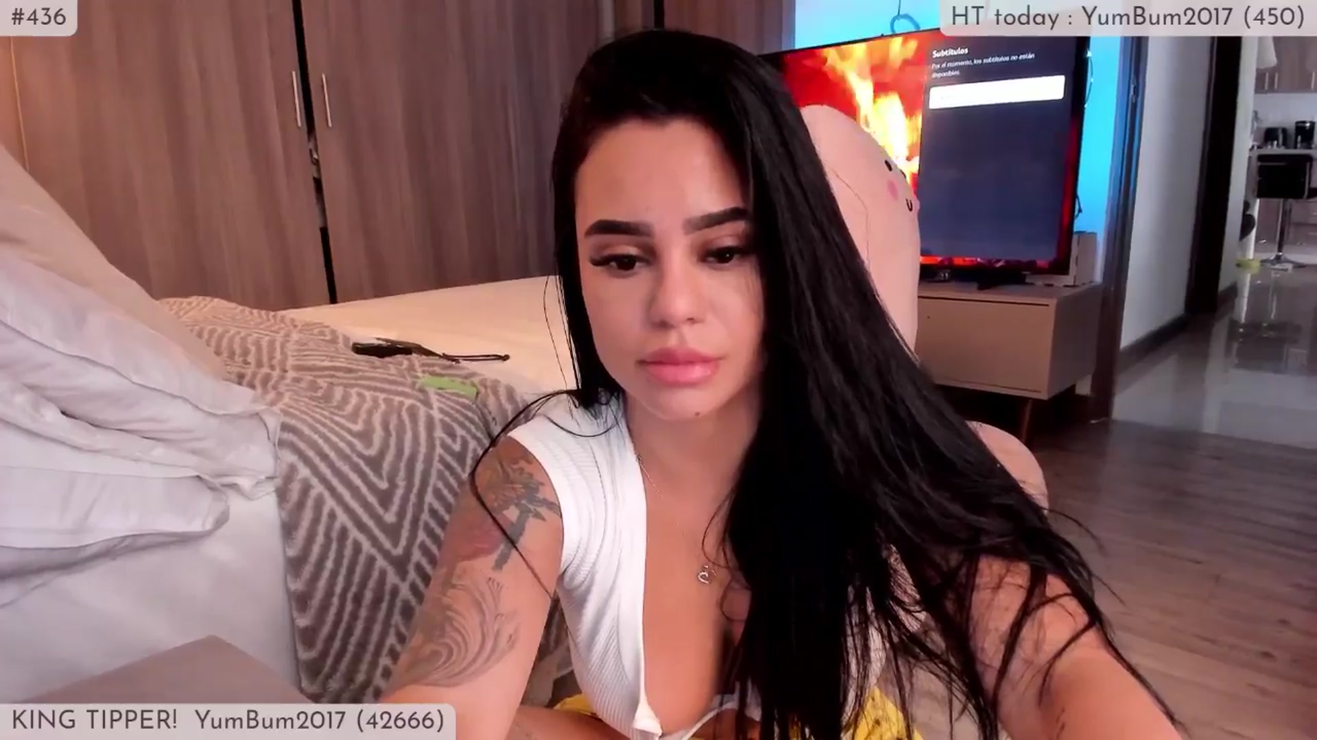 Gallery image thumbnail from Kas__'s myfreecams stream on, 04/04/2024, 17:37 image 17 of 20